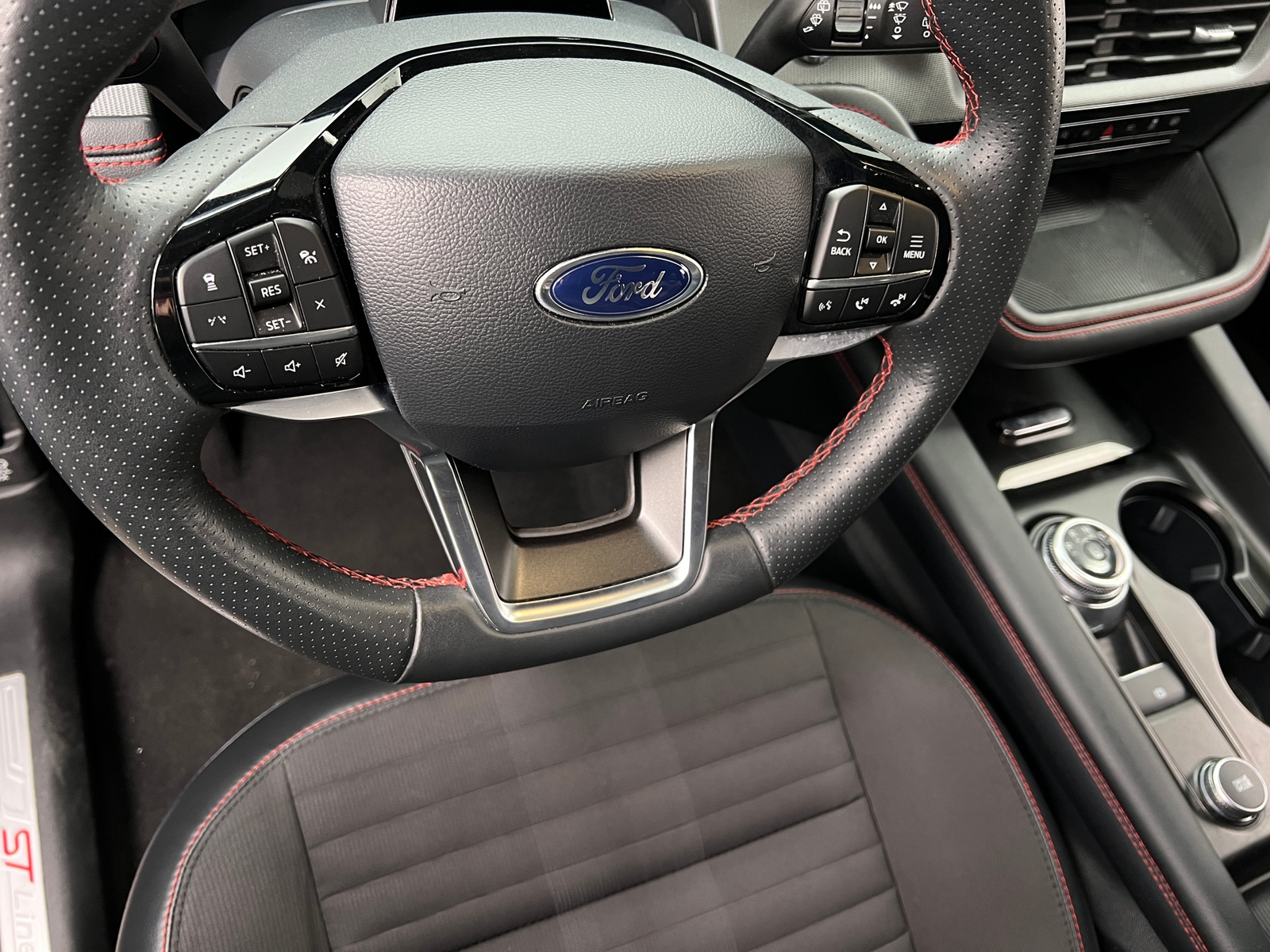 Thumbnail: 2025 Ford Explorer - 4