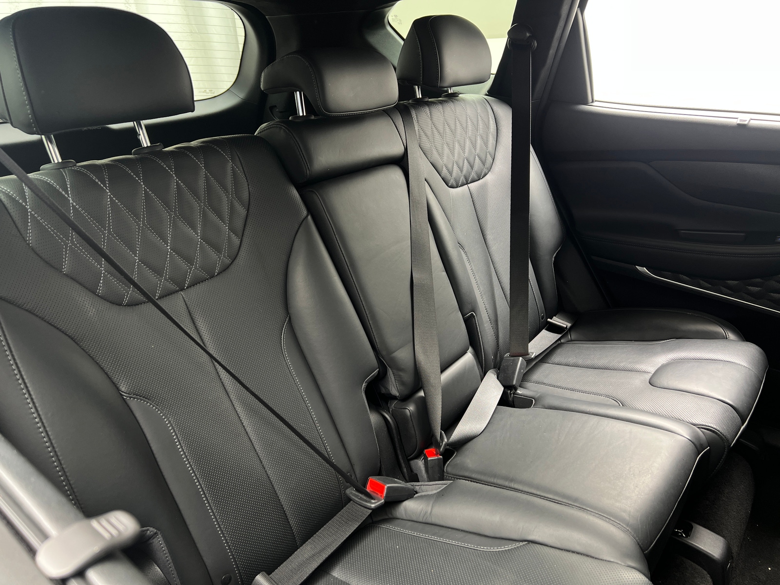 Thumbnail: 2022 Hyundai Santa Fe - 5