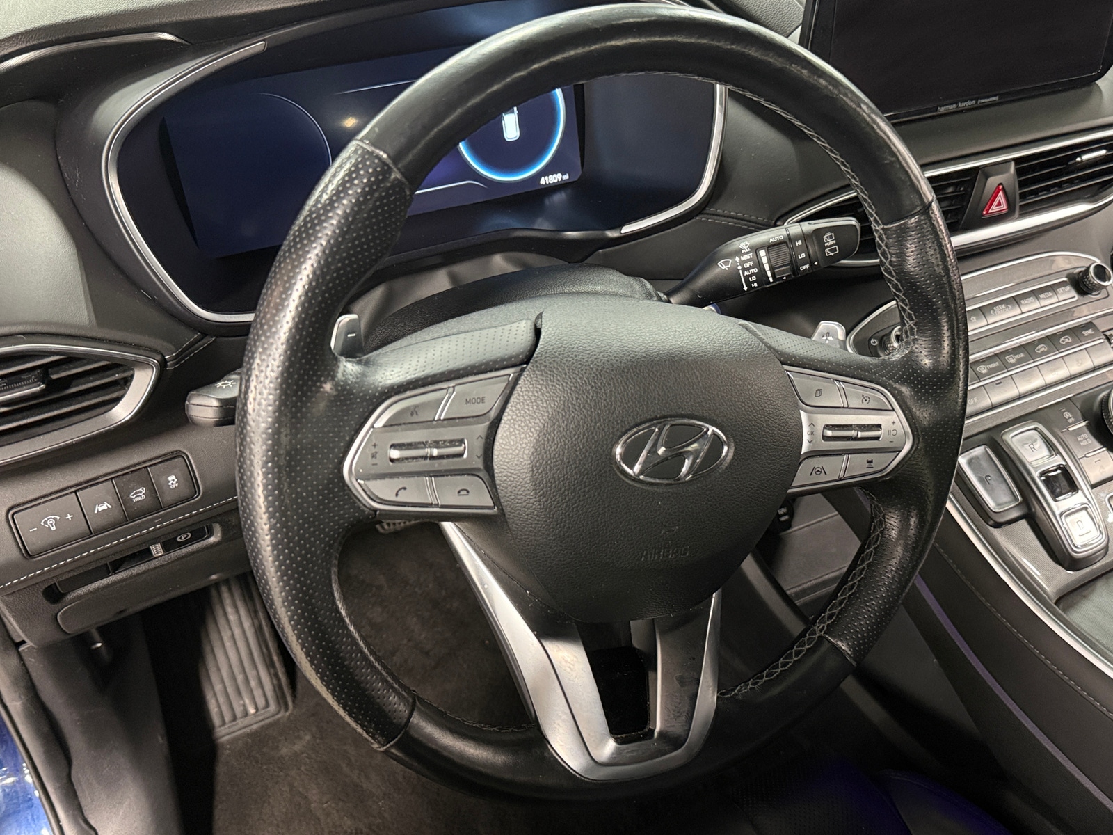 Thumbnail: 2022 Hyundai Santa Fe - 4