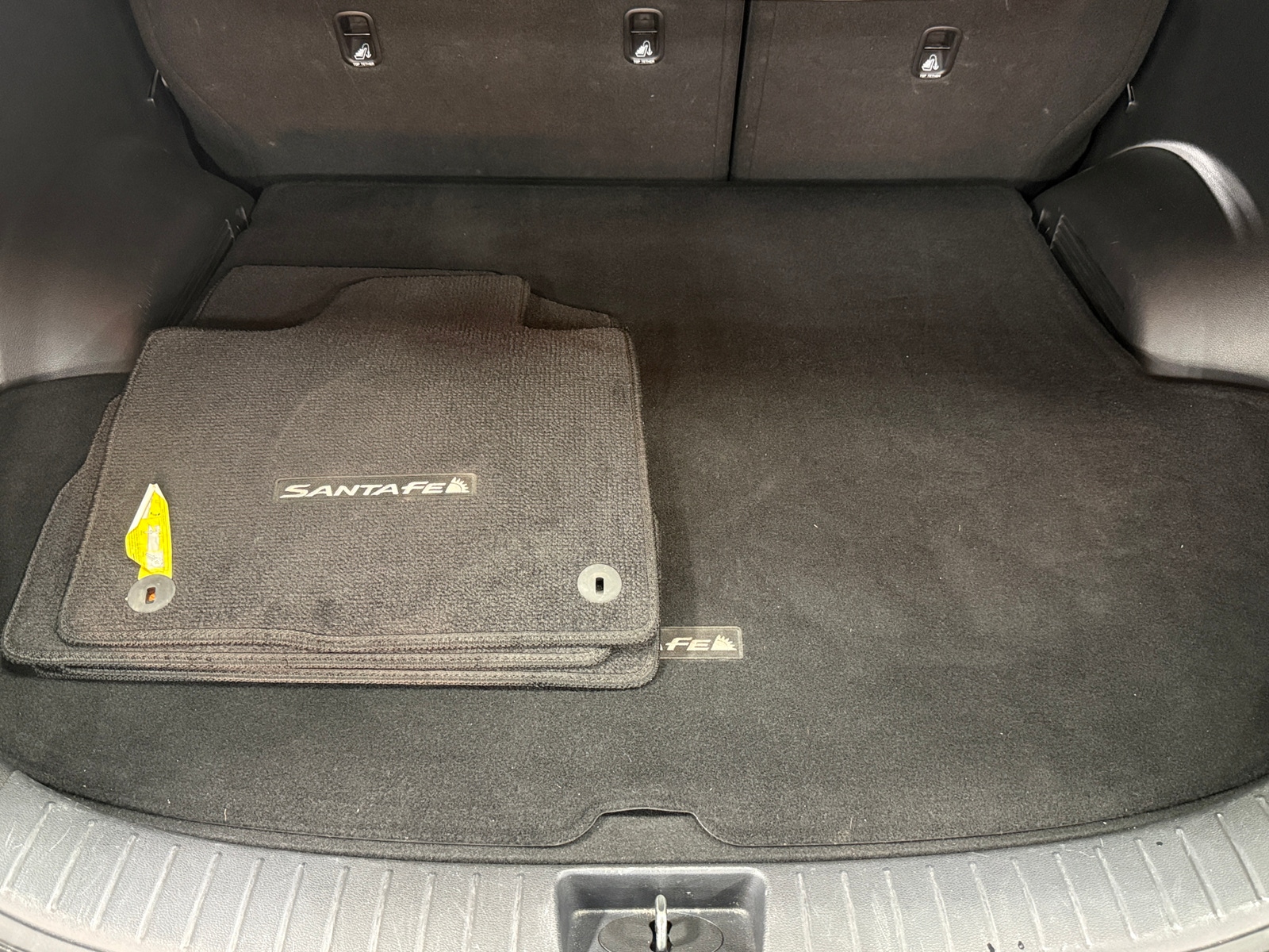 Thumbnail: 2022 Hyundai Santa Fe - 6