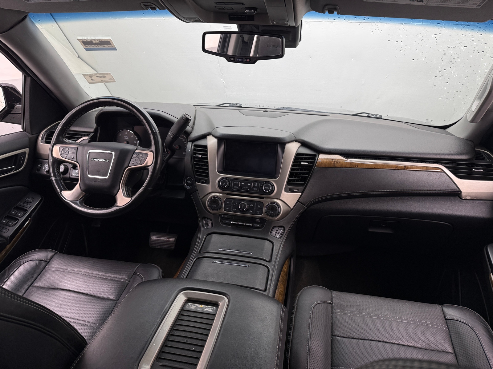 Thumbnail: 2016 GMC Yukon - 2