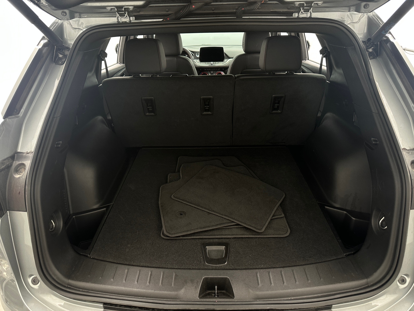 Thumbnail: 2025 Chevrolet Blazer - 6