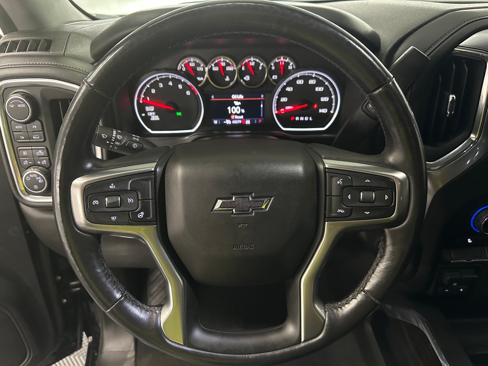 Thumbnail: 2020 Chevrolet Silverado 1500 - 5