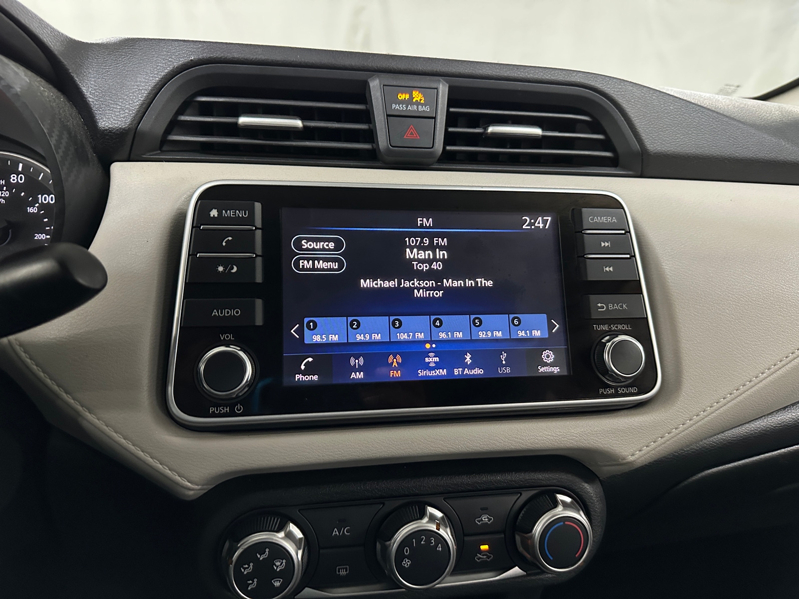 Thumbnail: 2021 Nissan Versa - 4