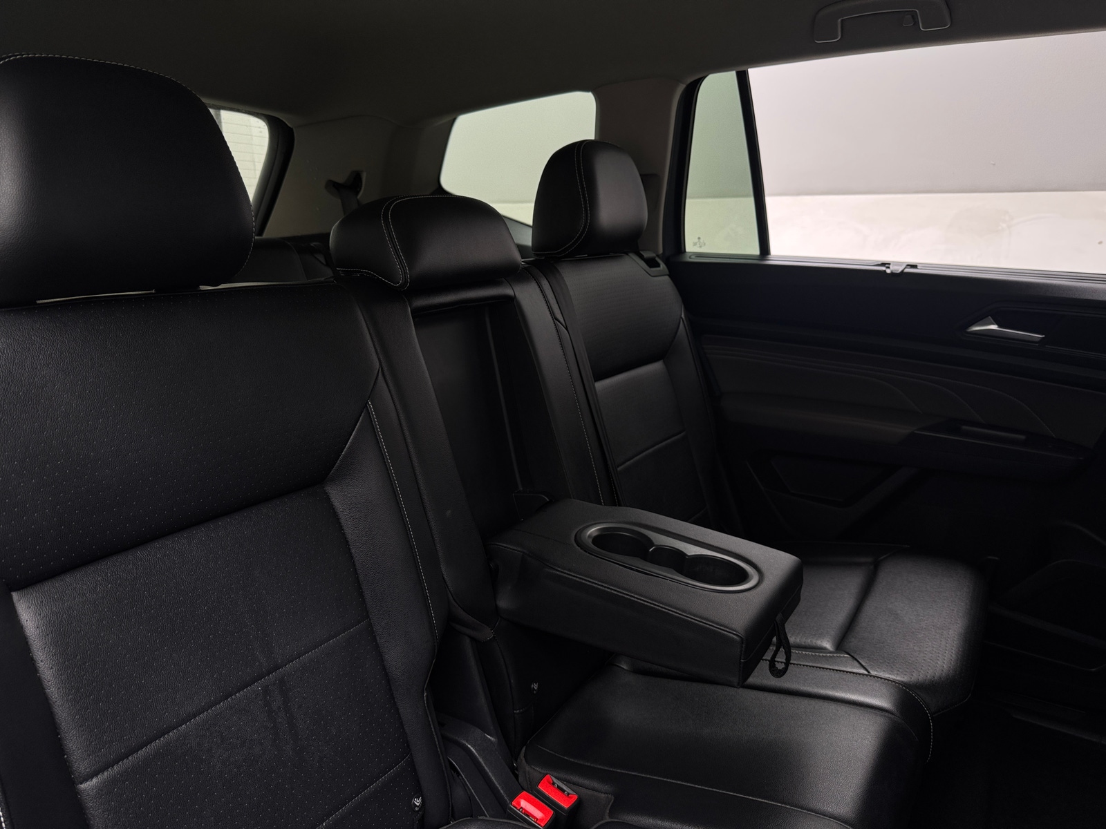 Thumbnail: 2021 Volkswagen Atlas - 5