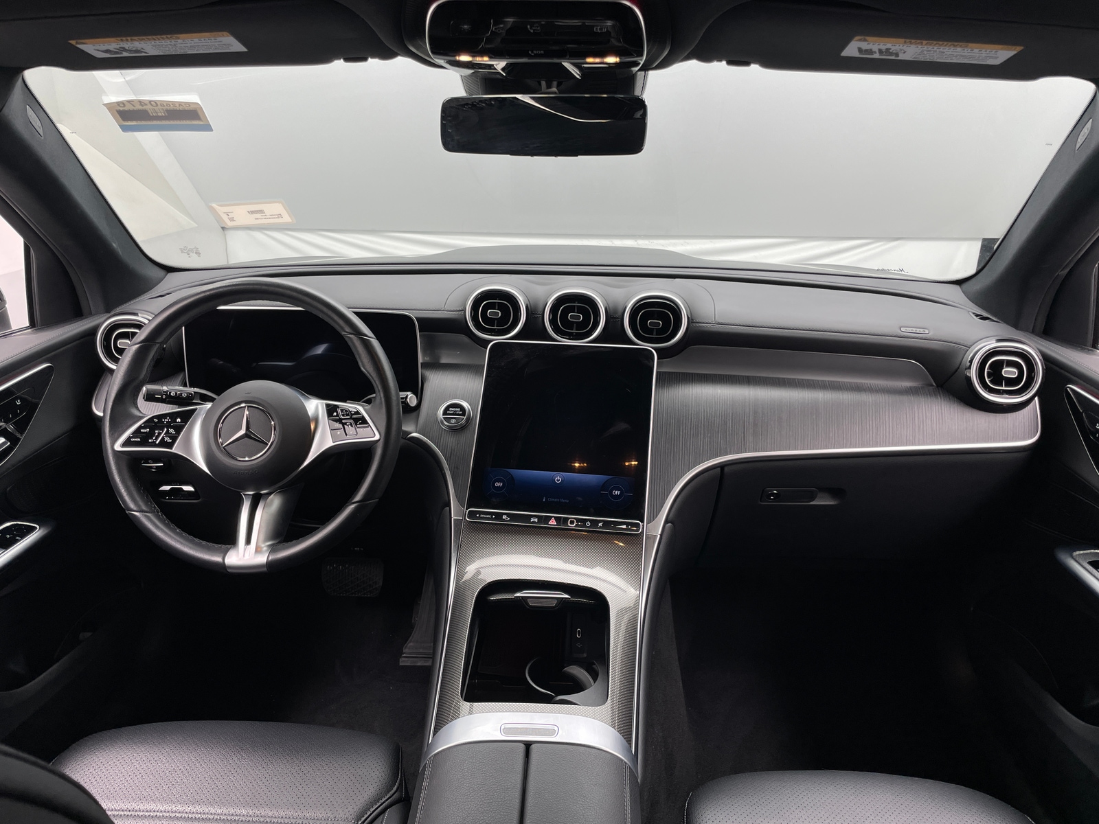 Thumbnail: 2024 Mercedes-Benz GLC - 2