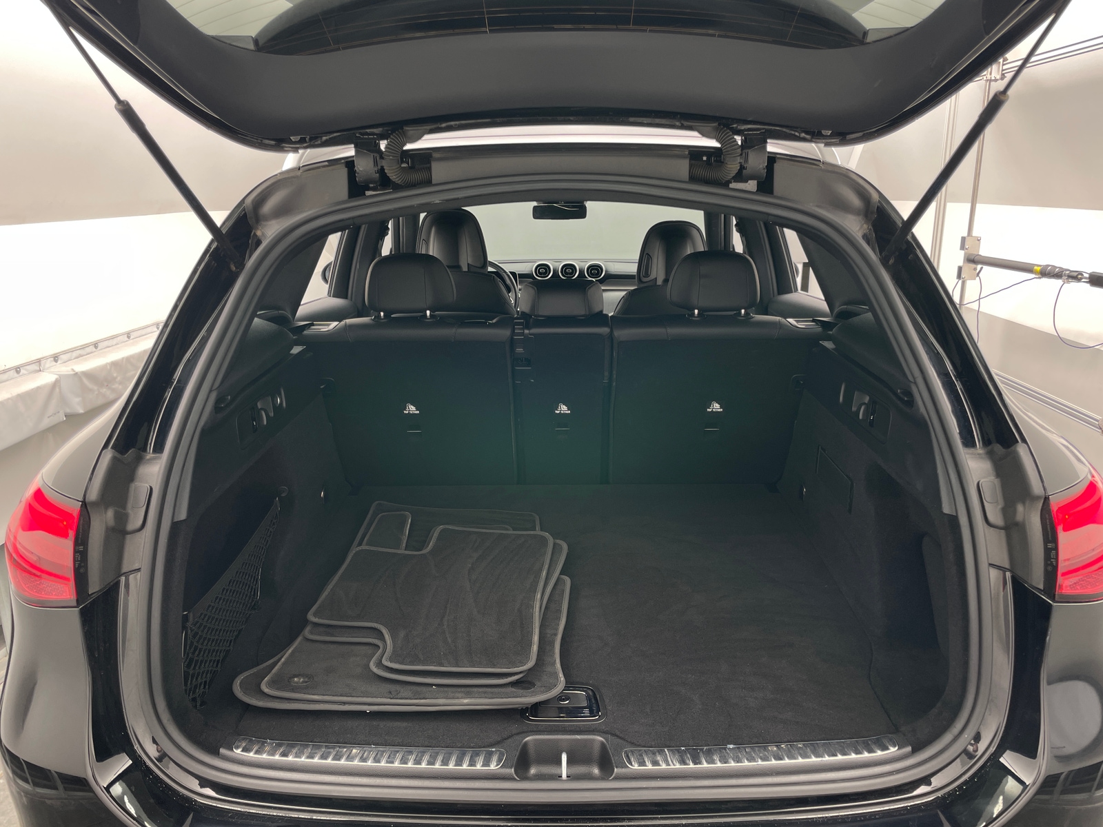 Thumbnail: 2024 Mercedes-Benz GLC - 6