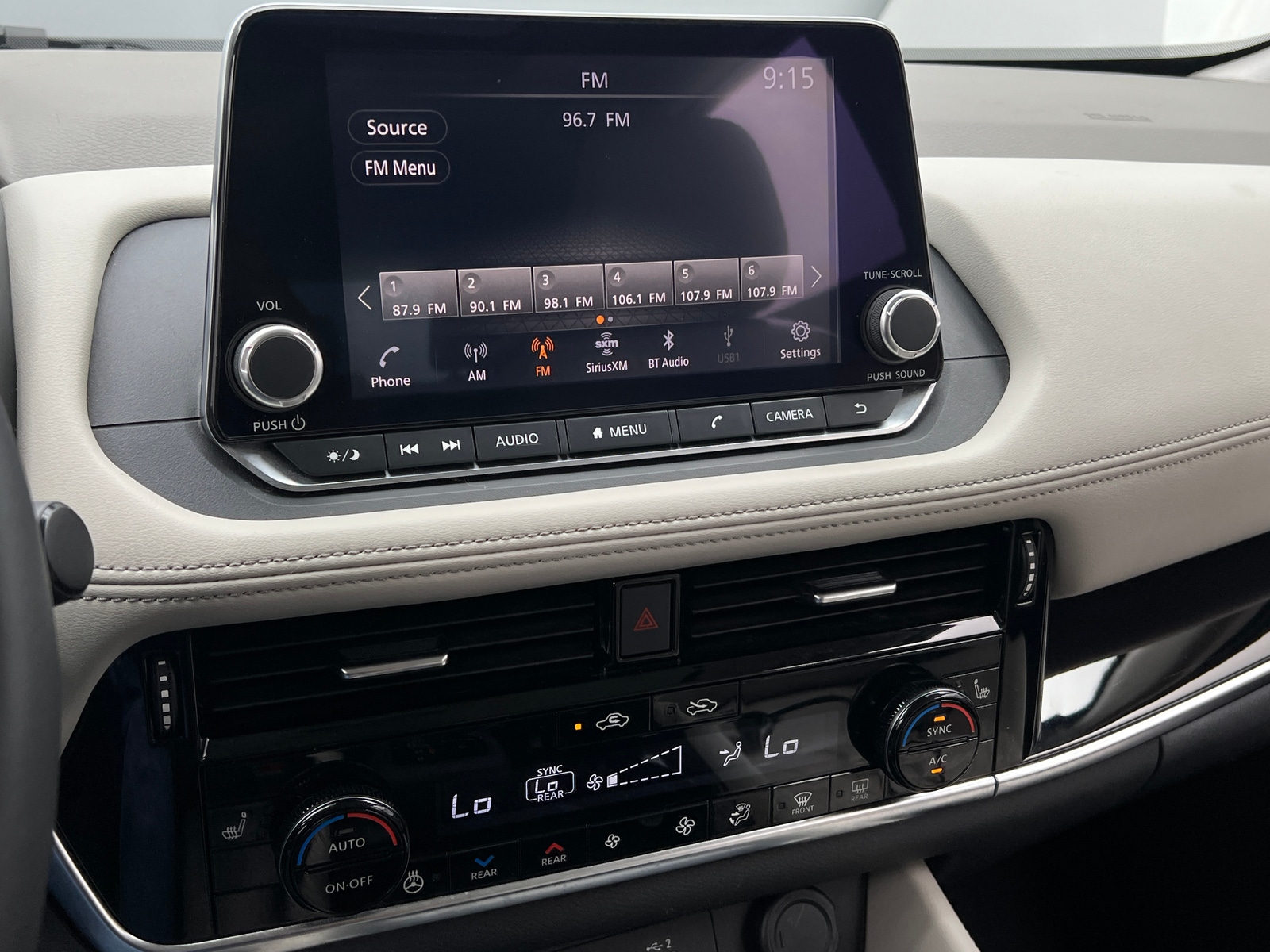 Thumbnail: 2022 Nissan Rogue - 3