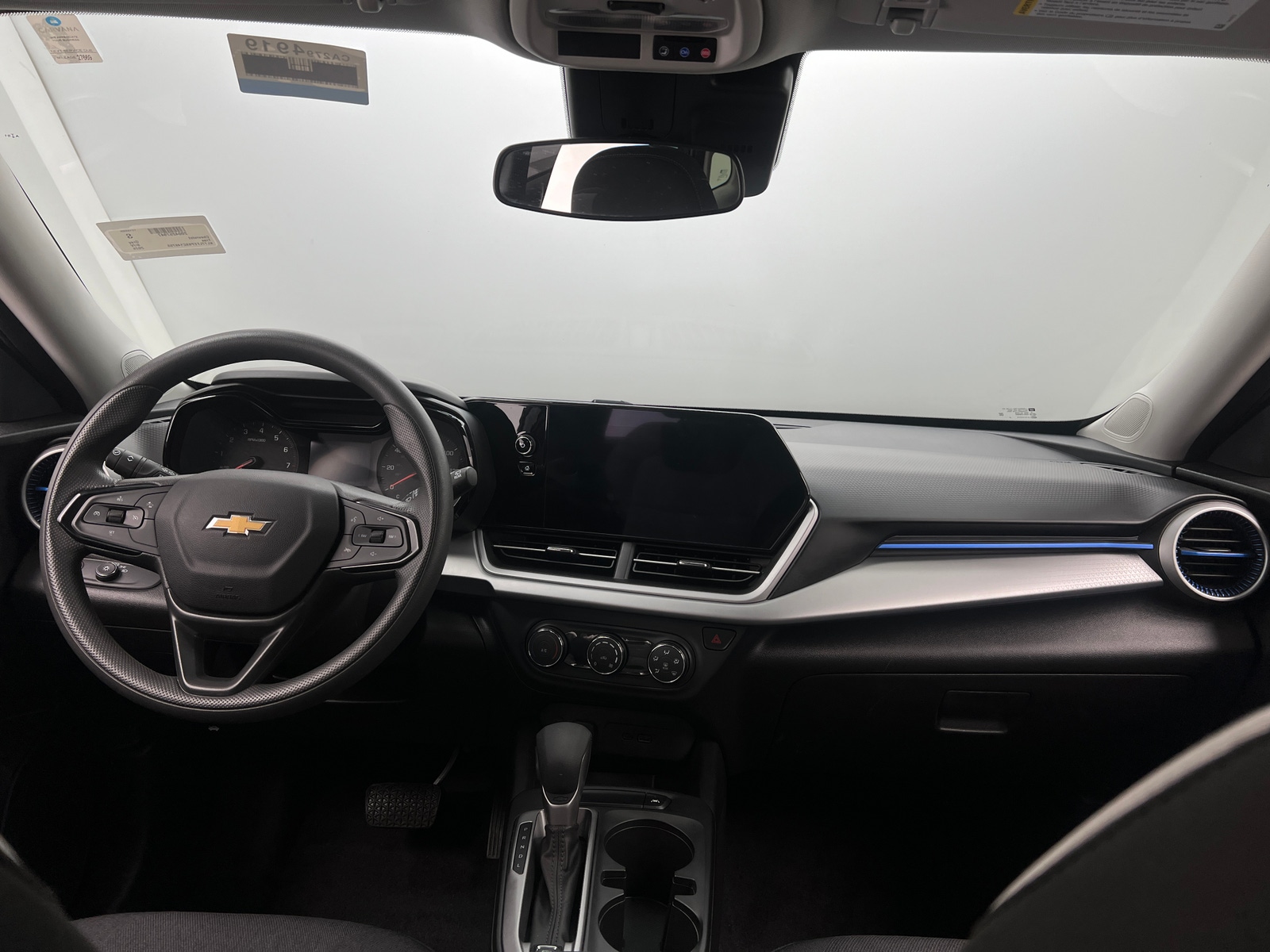 Thumbnail: 2025 Chevrolet Trax - 3