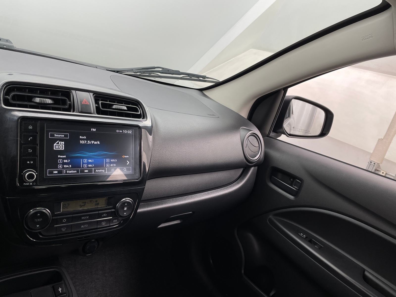 Thumbnail: 2022 Mitsubishi Mirage G4 - 4