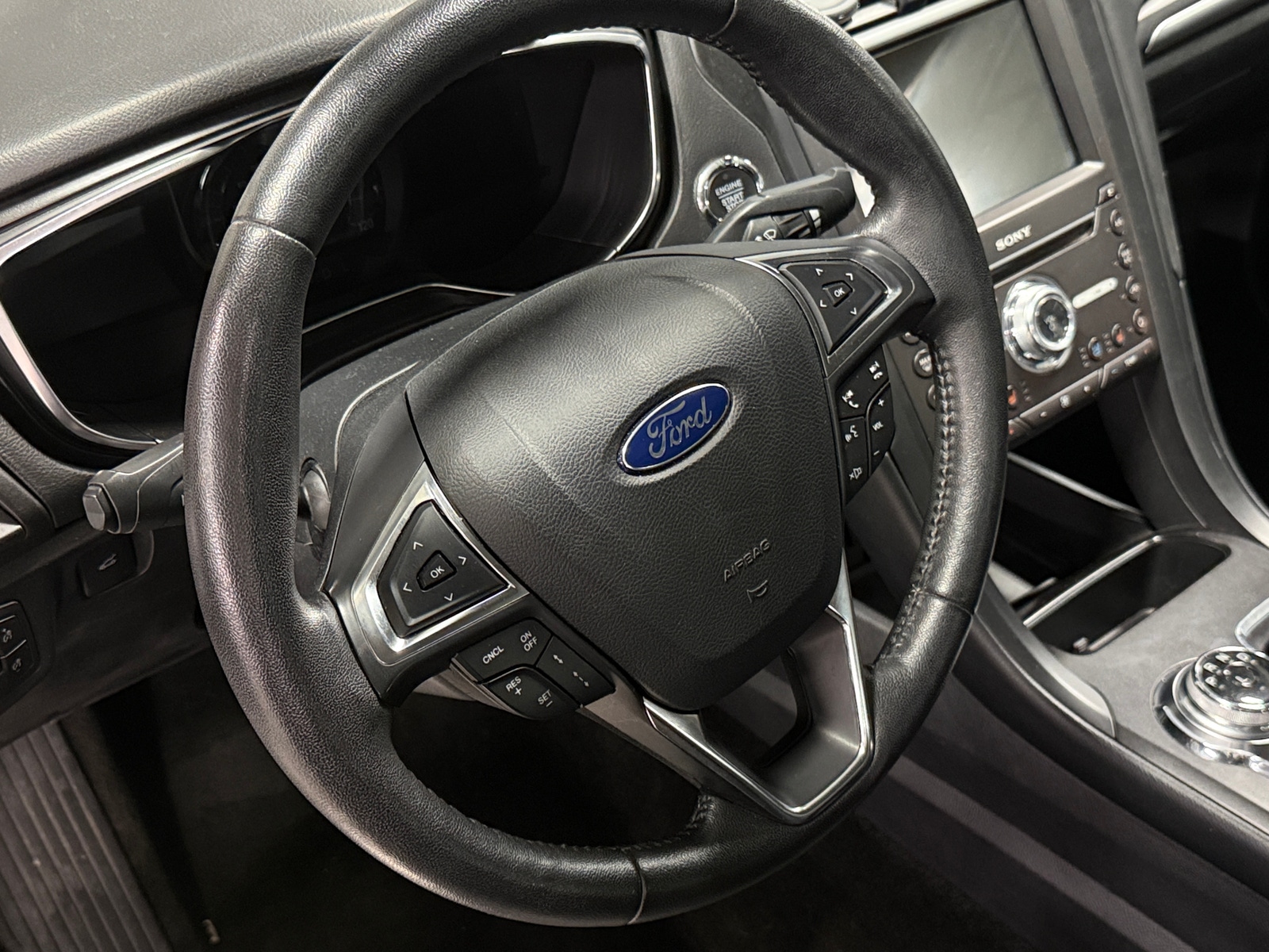 Thumbnail: 2017 Ford Fusion - 4