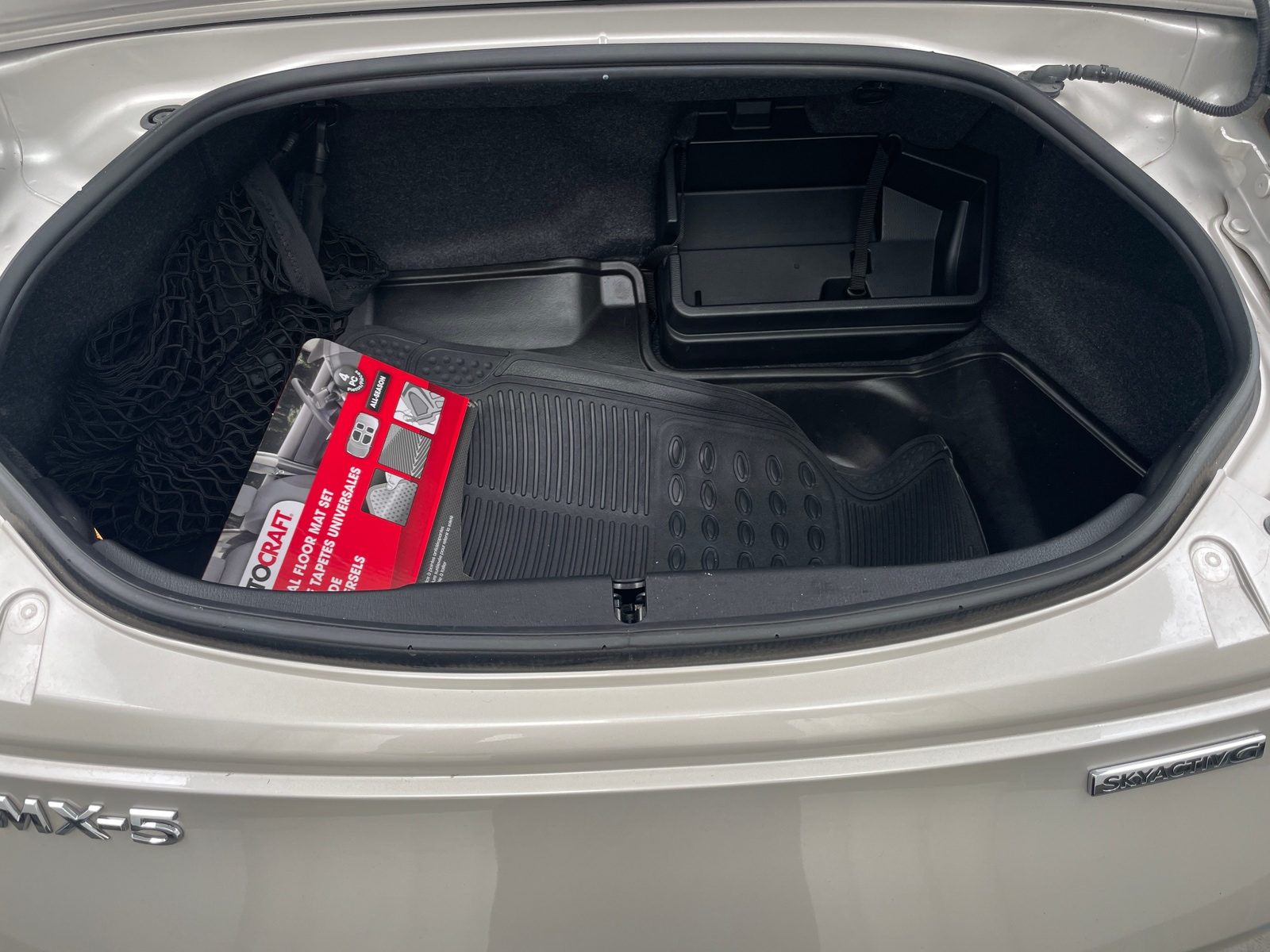 Thumbnail: 2022 Mazda MX-5 Miata - 5