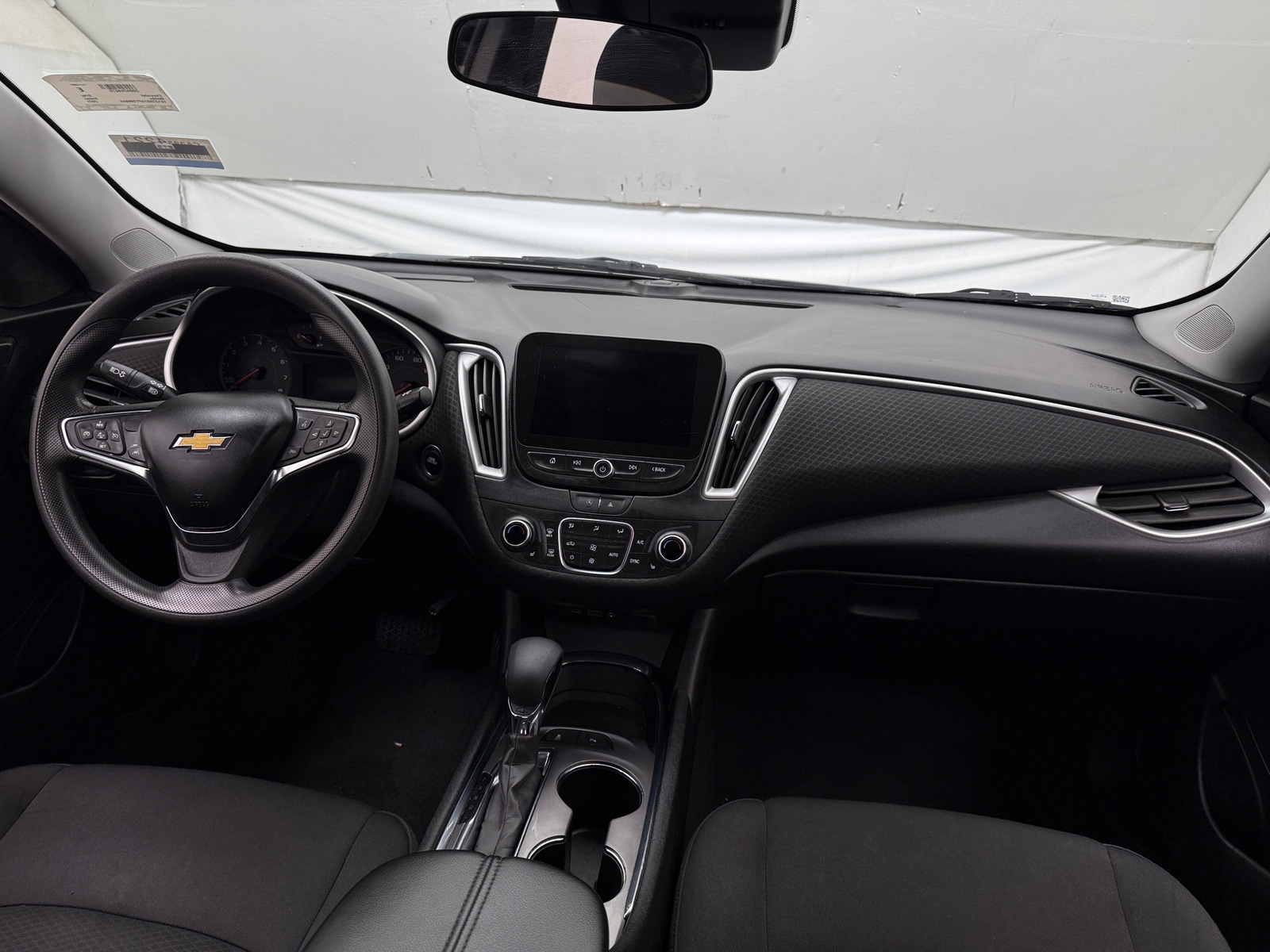 Thumbnail: 2023 Chevrolet Malibu - 3