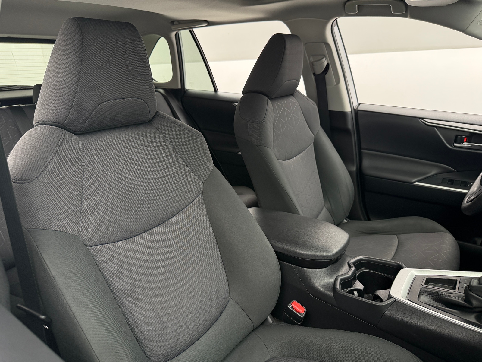 Thumbnail: 2019 Toyota RAV4 - 2