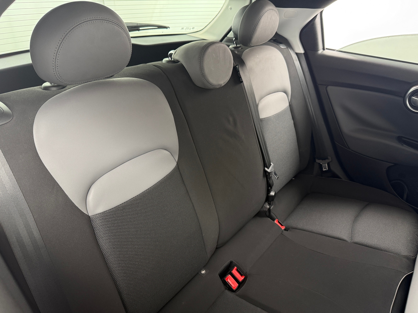 Thumbnail: 2016 Fiat 500X - 6