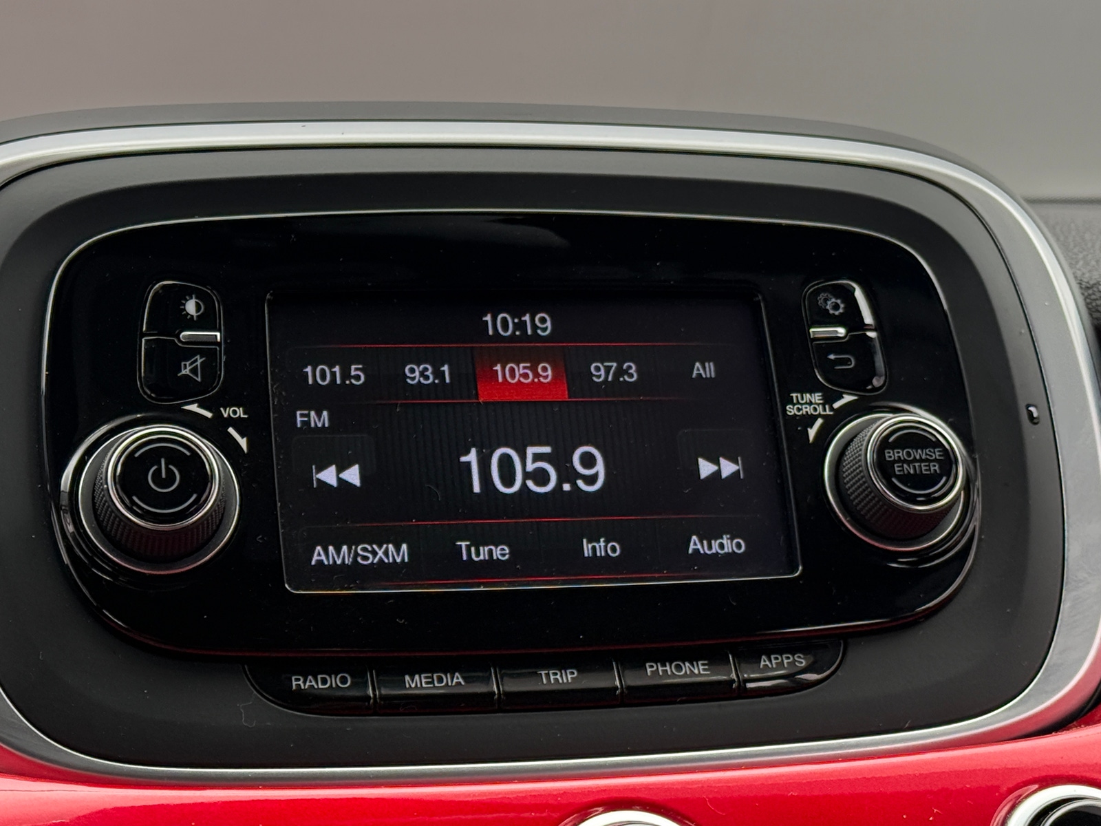 Thumbnail: 2016 Fiat 500X - 4