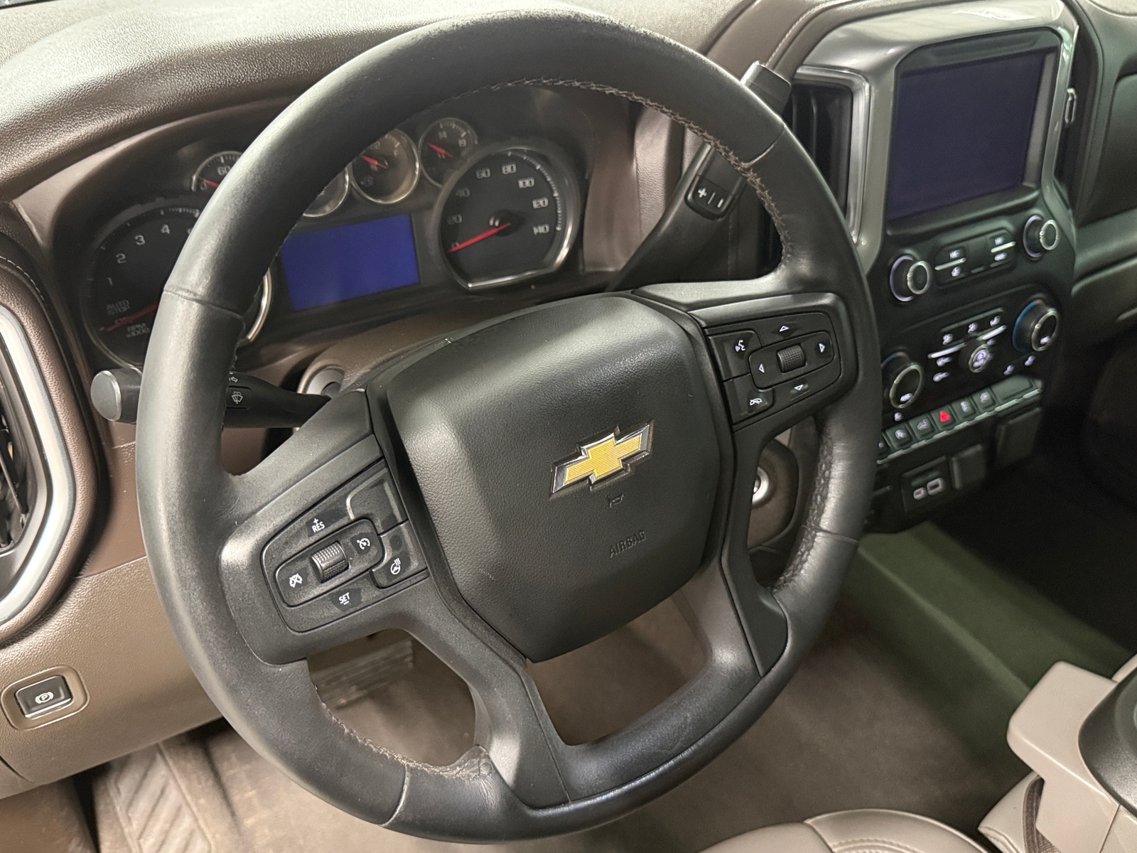 Thumbnail: 2019 Chevrolet Silverado 1500 - 4