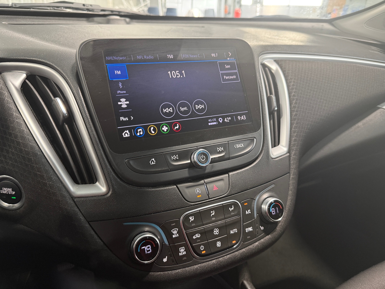 Thumbnail: 2024 Chevrolet Malibu - 4