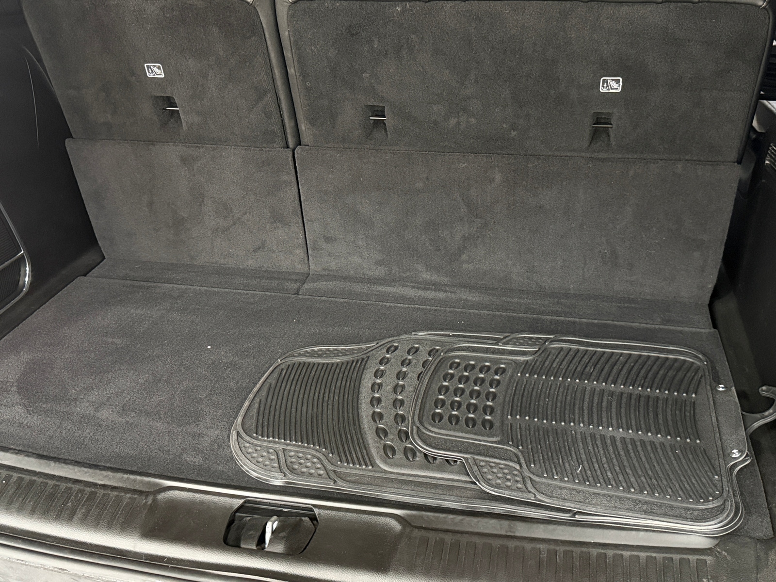 Thumbnail: 2022 Jeep Wagoneer - 6