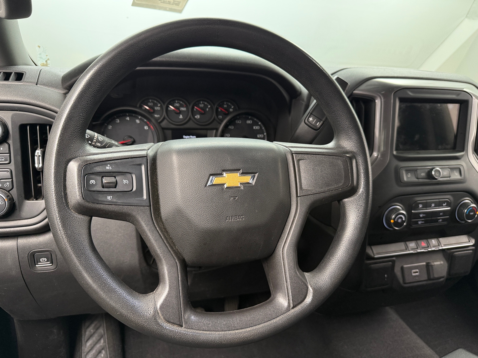 Thumbnail: 2019 Chevrolet Silverado 1500 - 5