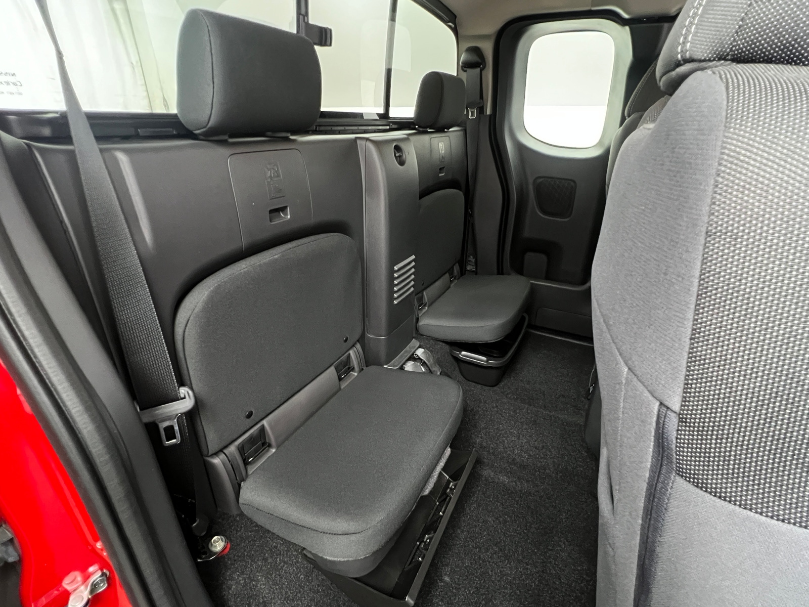 Thumbnail: 2022 Nissan Frontier - 6