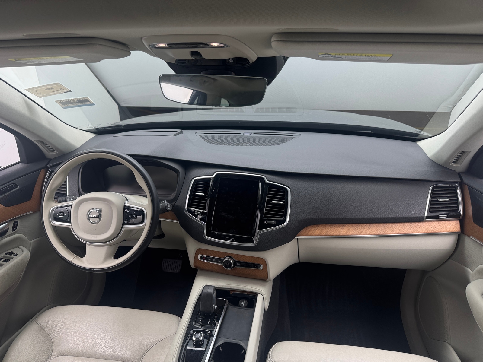 Thumbnail: 2022 Volvo XC90 - 2