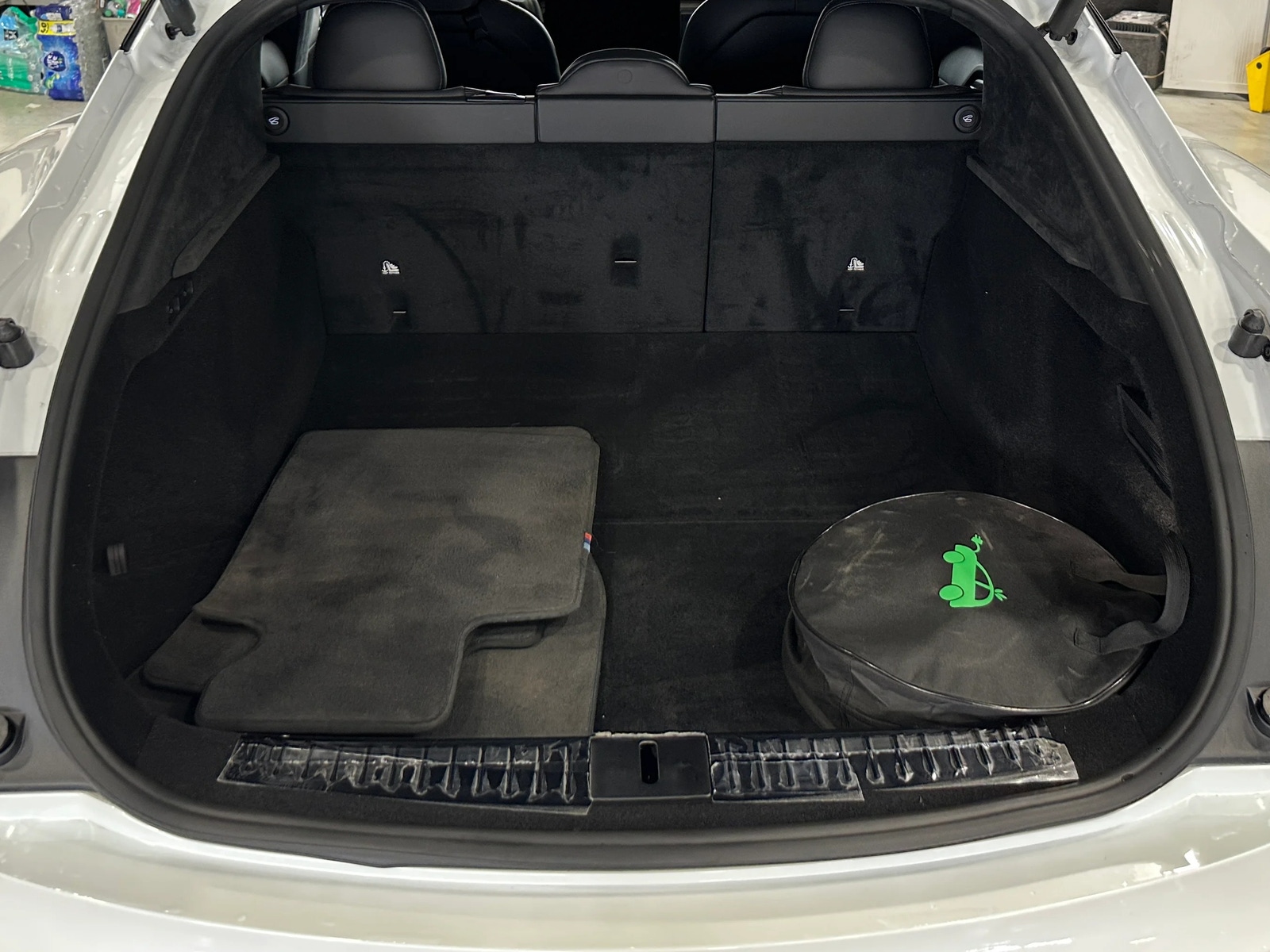 Thumbnail: 2023 Tesla Model S - 6