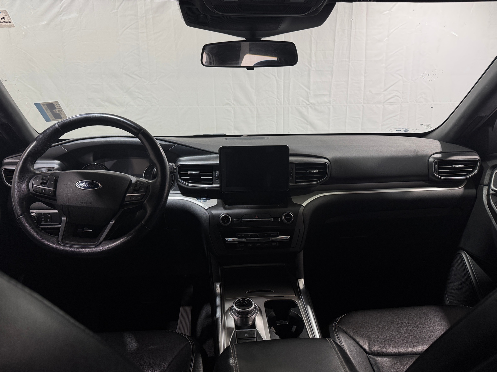 Thumbnail: 2020 Ford Explorer - 3