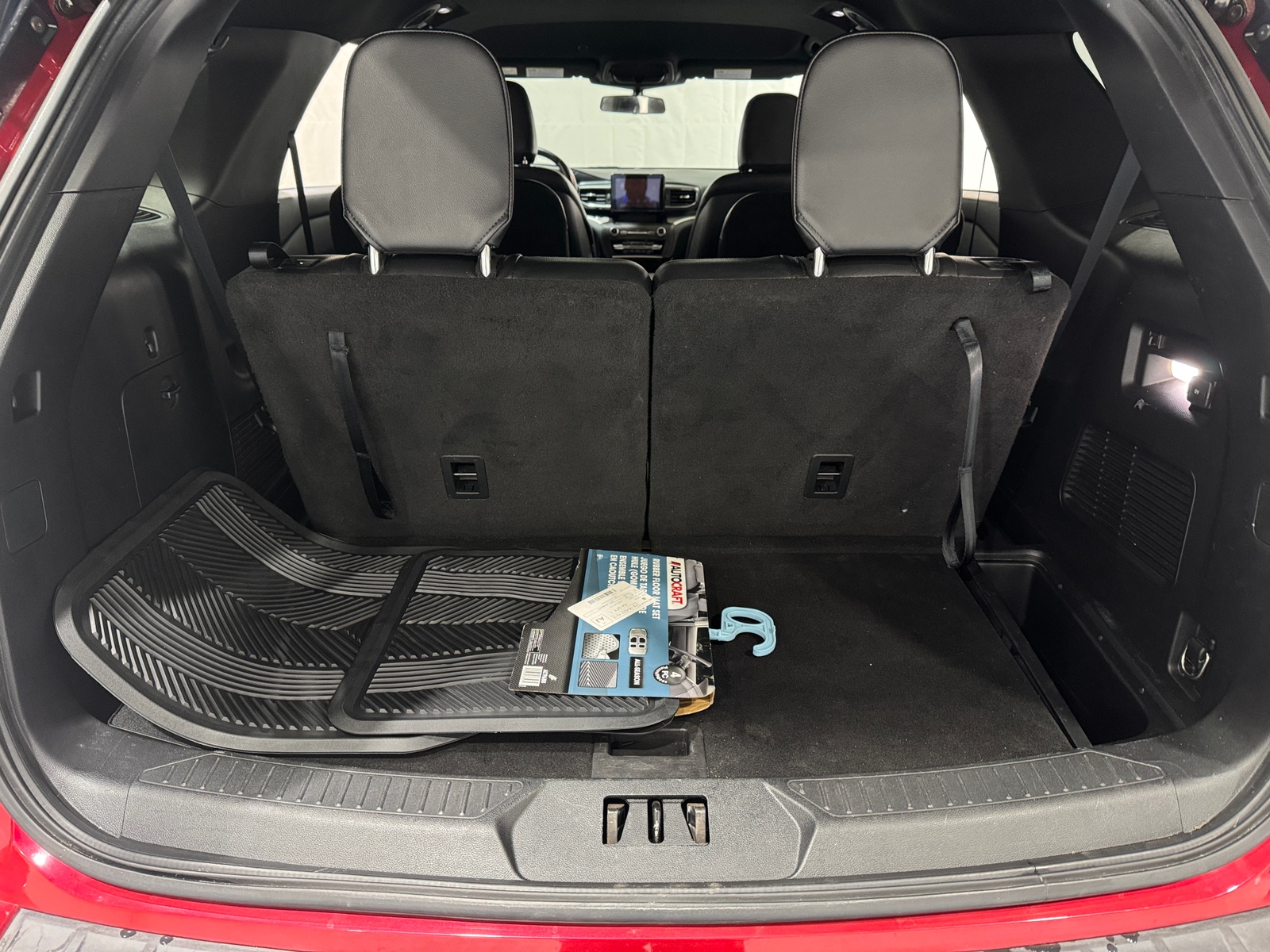 Thumbnail: 2020 Ford Explorer - 7