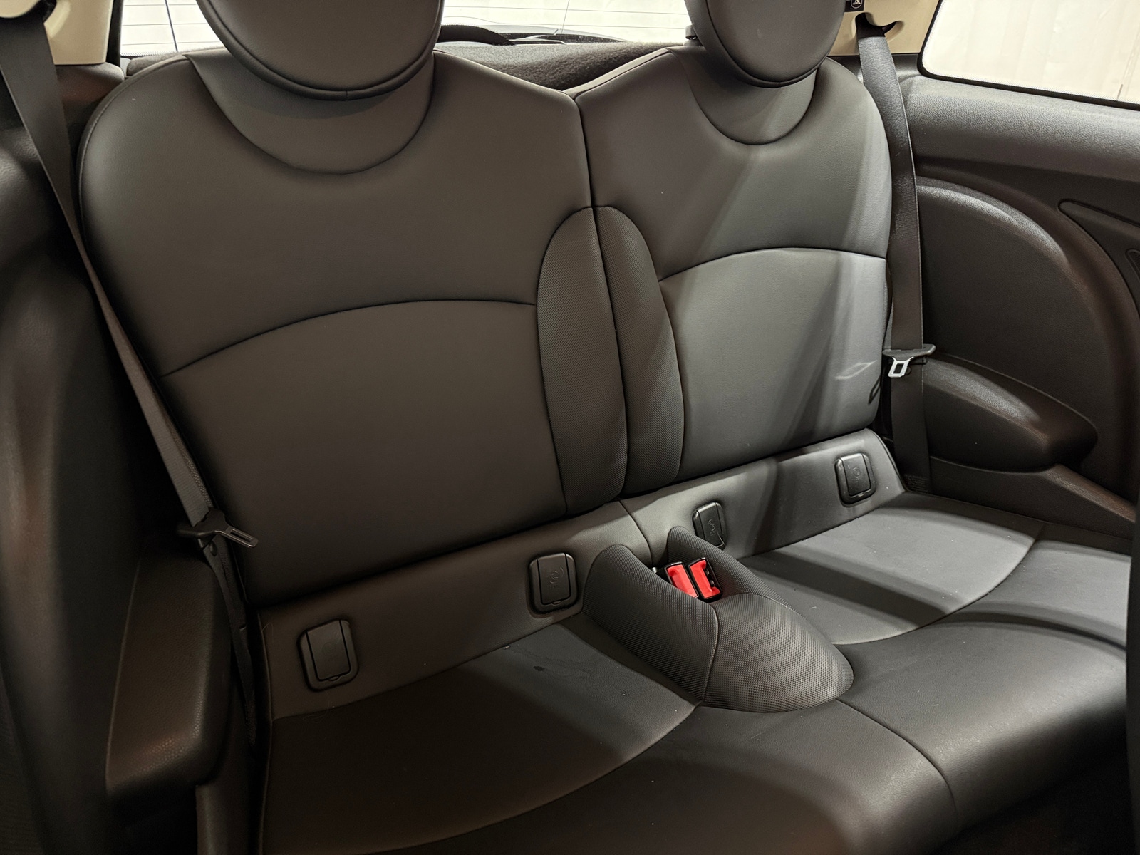 Thumbnail: 2013 MINI Cooper Hardtop - 6