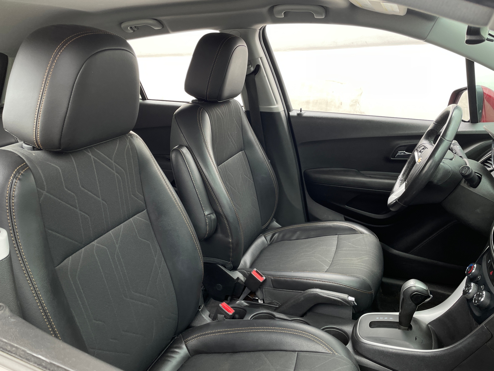 Thumbnail: 2019 Chevrolet Trax - 2