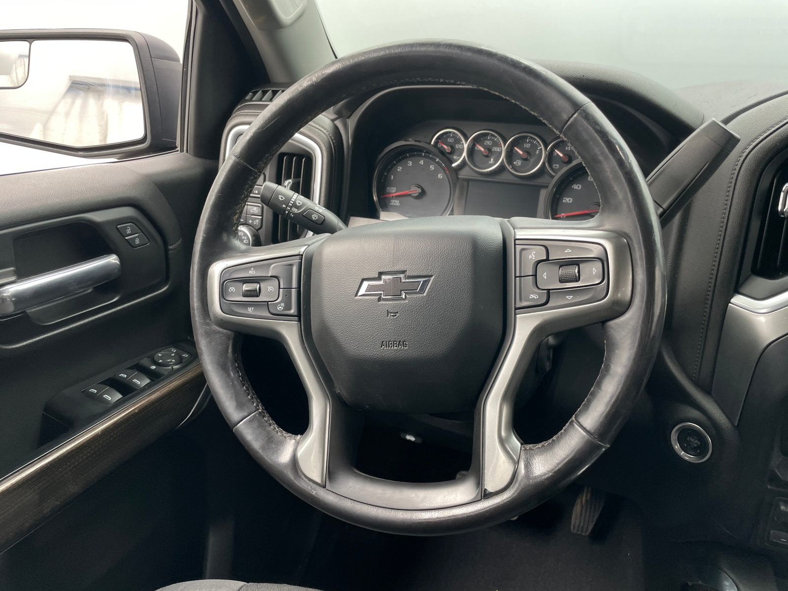 Thumbnail: 2019 Chevrolet Silverado 1500 - 5