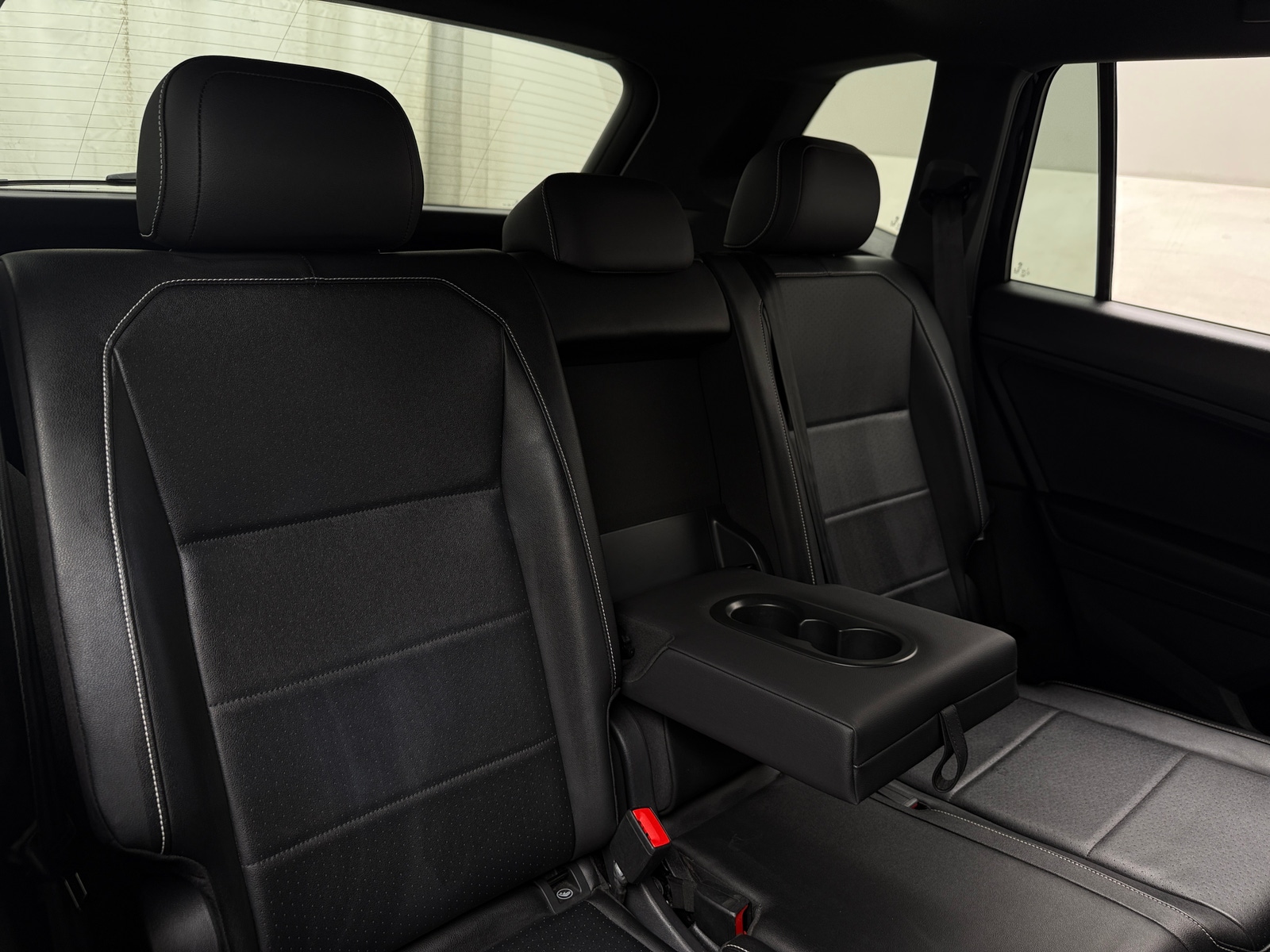 Thumbnail: 2021 Volkswagen Tiguan - 5