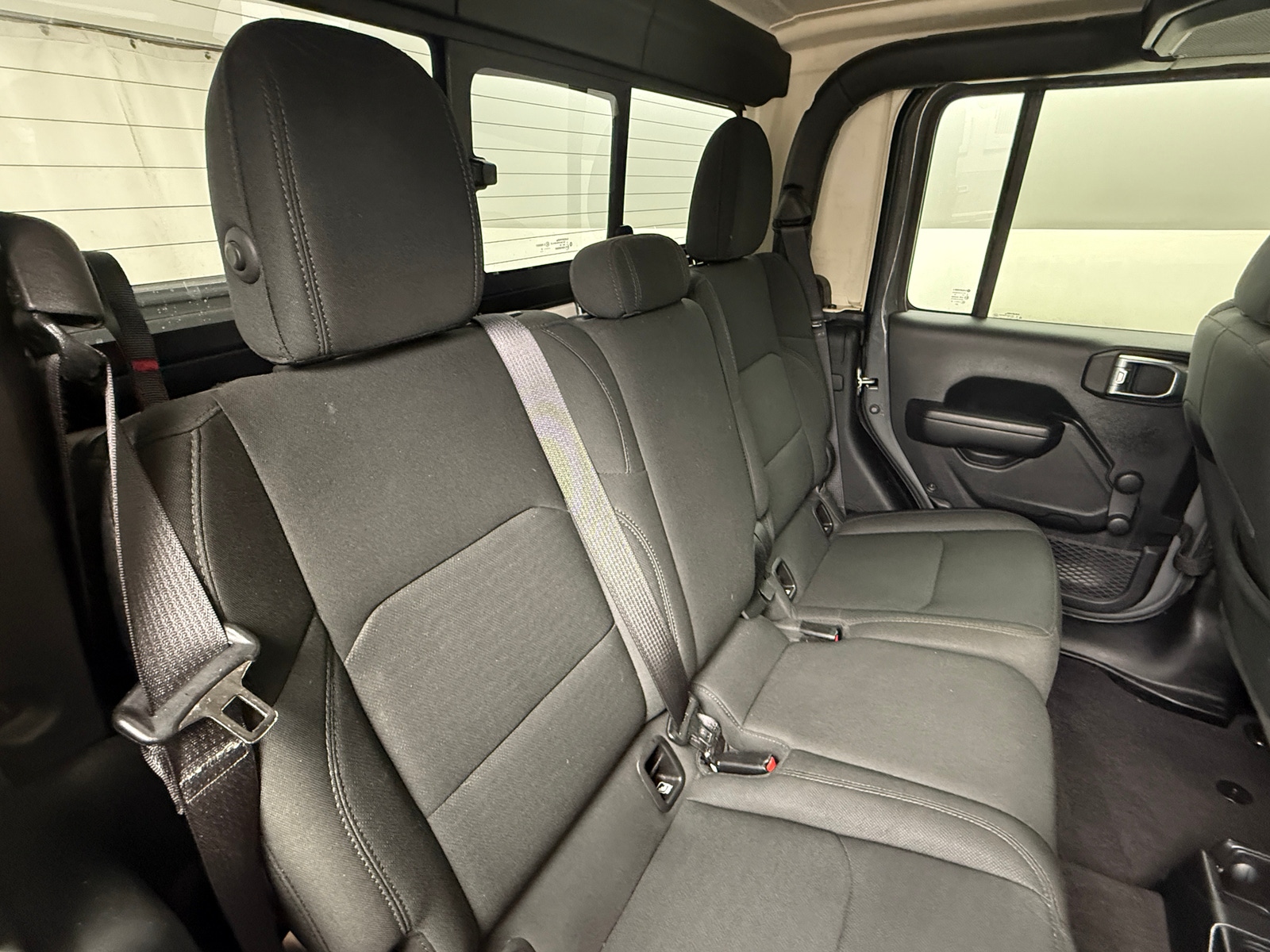 Thumbnail: 2021 Jeep Gladiator - 6