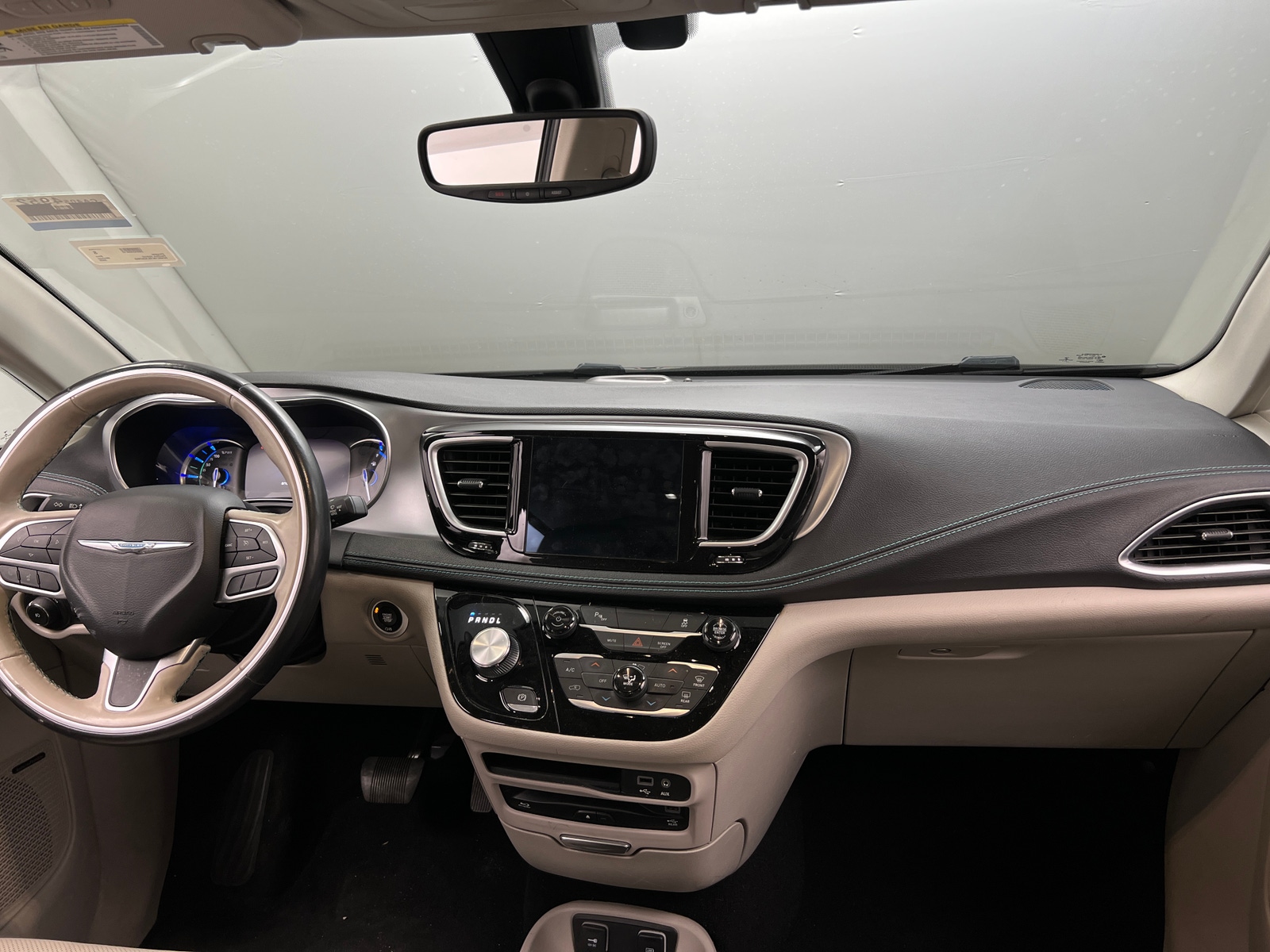 Thumbnail: 2020 Chrysler Pacifica - 2