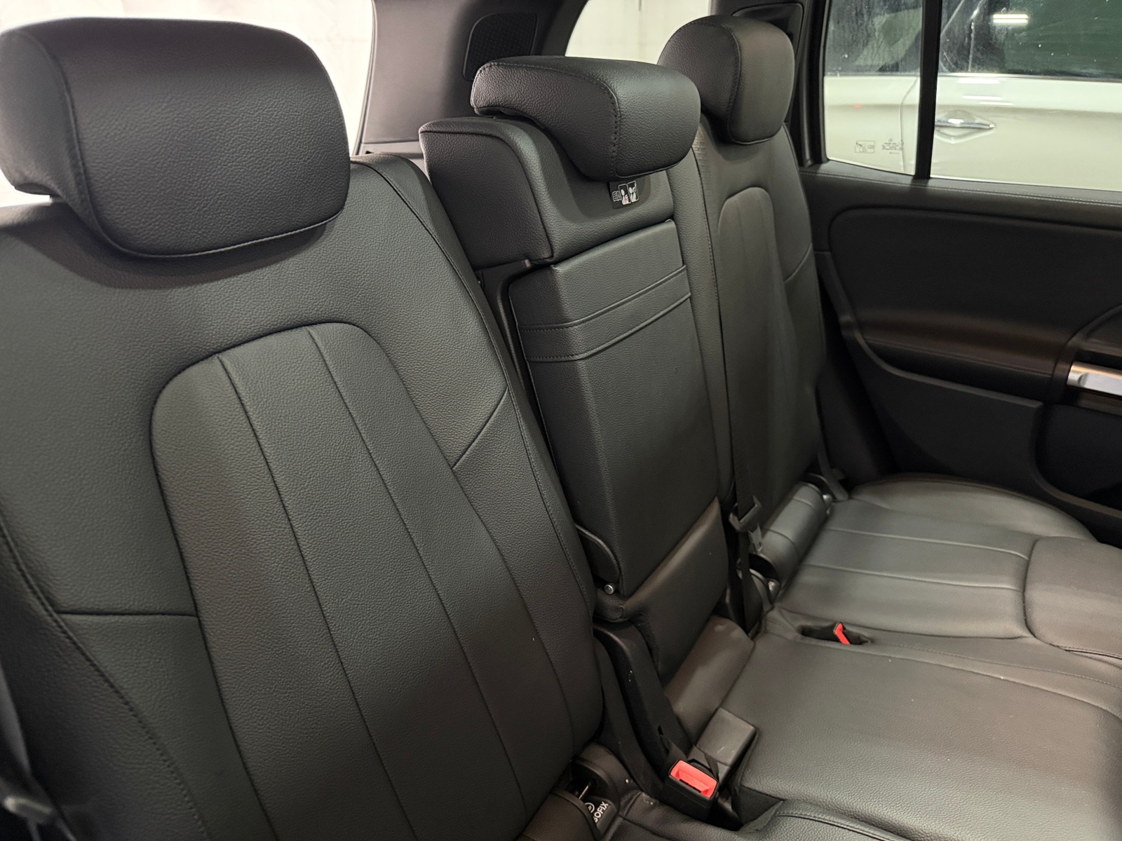 Thumbnail: 2022 Mercedes-Benz GLB - 5