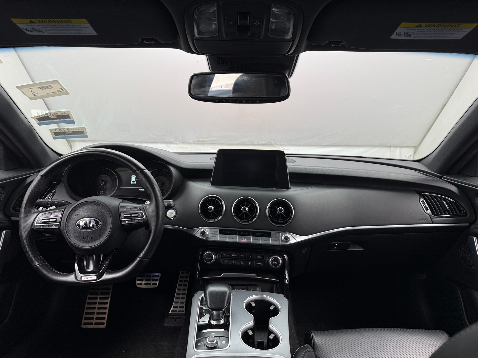 Thumbnail: 2018 Kia Stinger - 2