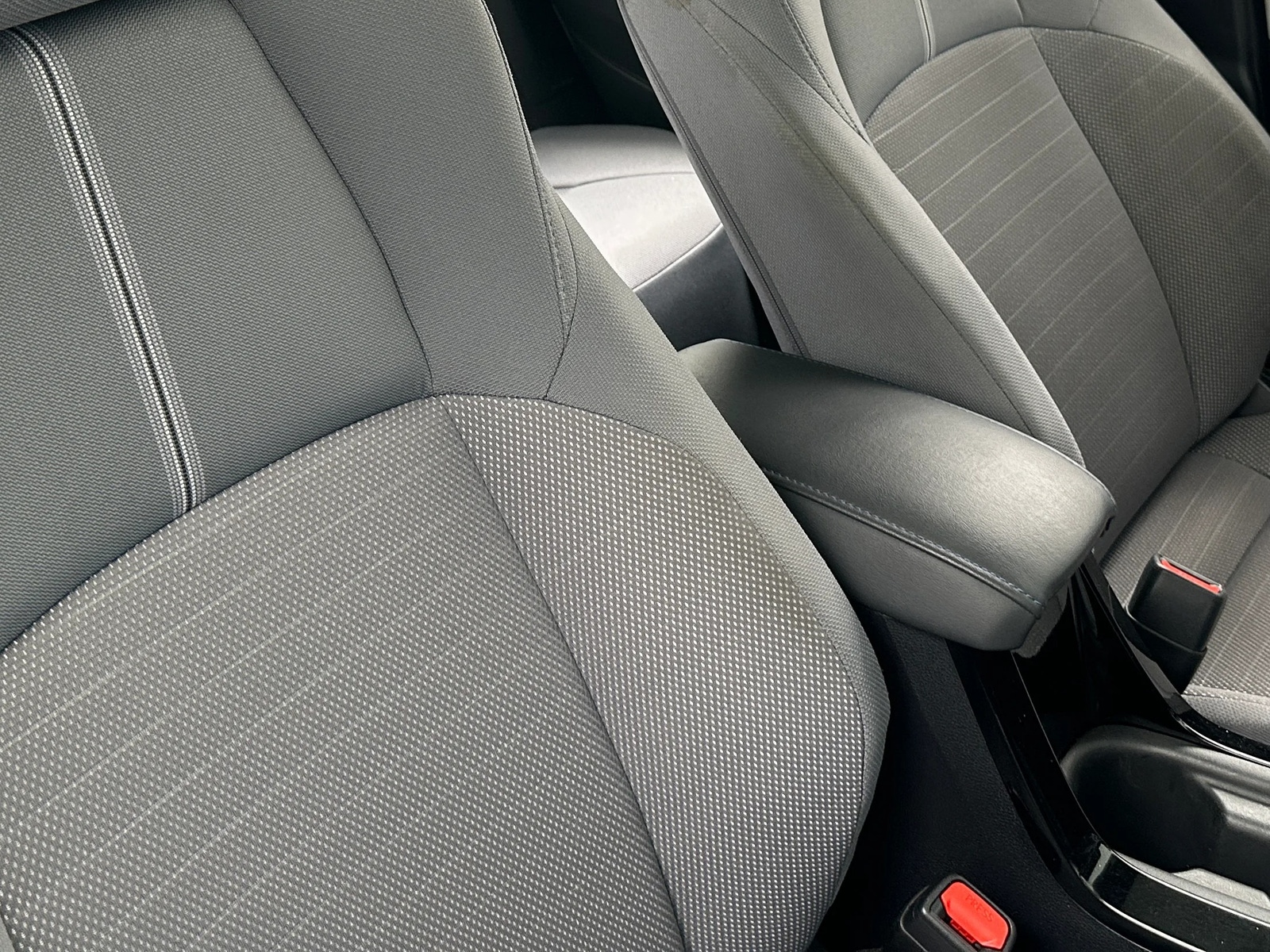 Thumbnail: 2022 Toyota Corolla - 2