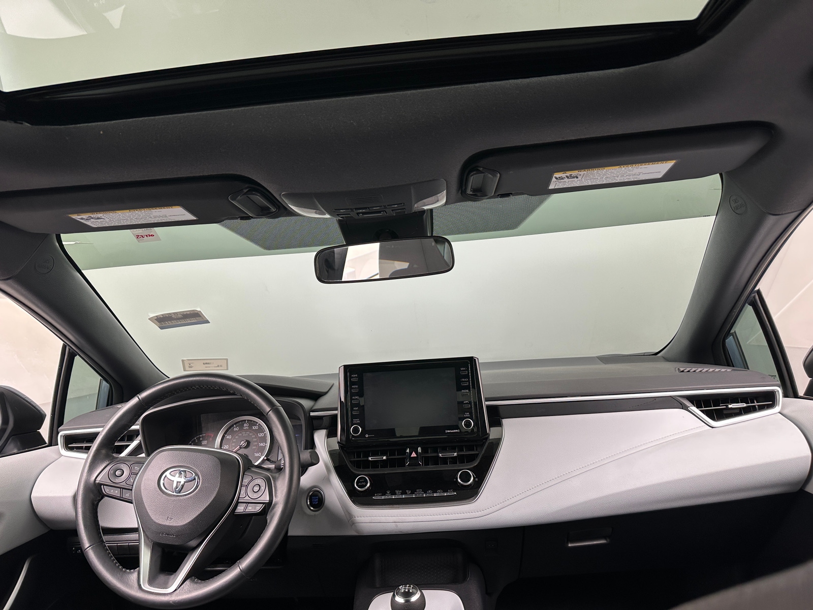 Thumbnail: 2022 Toyota Corolla - 3