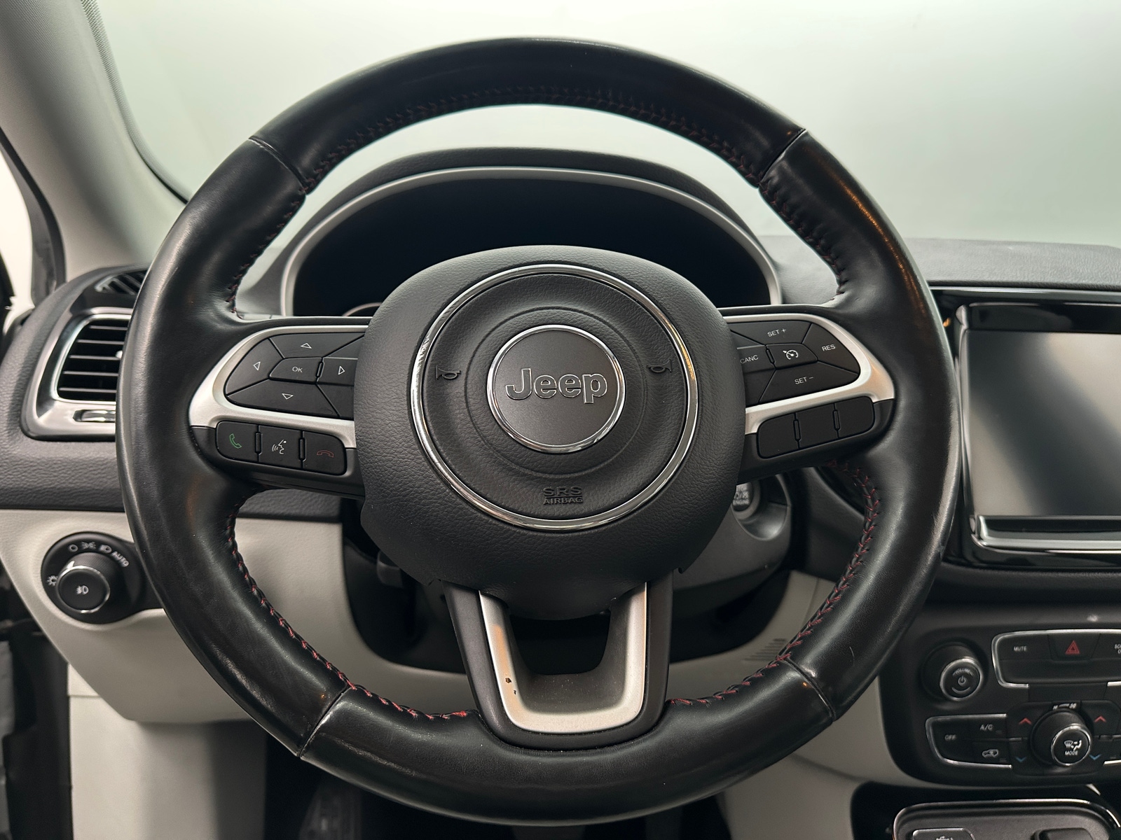 Thumbnail: 2020 Jeep Compass - 4