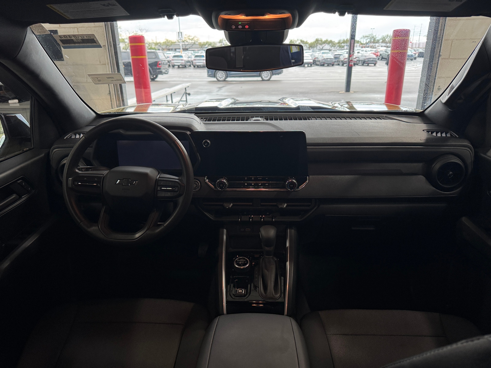 Thumbnail: 2024 Chevrolet Colorado - 3