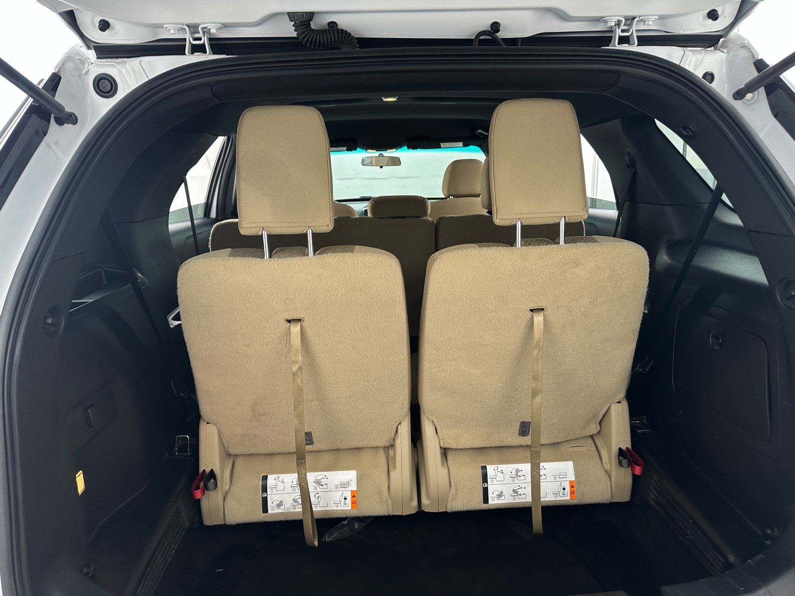 Thumbnail: 2016 Ford Explorer - 7