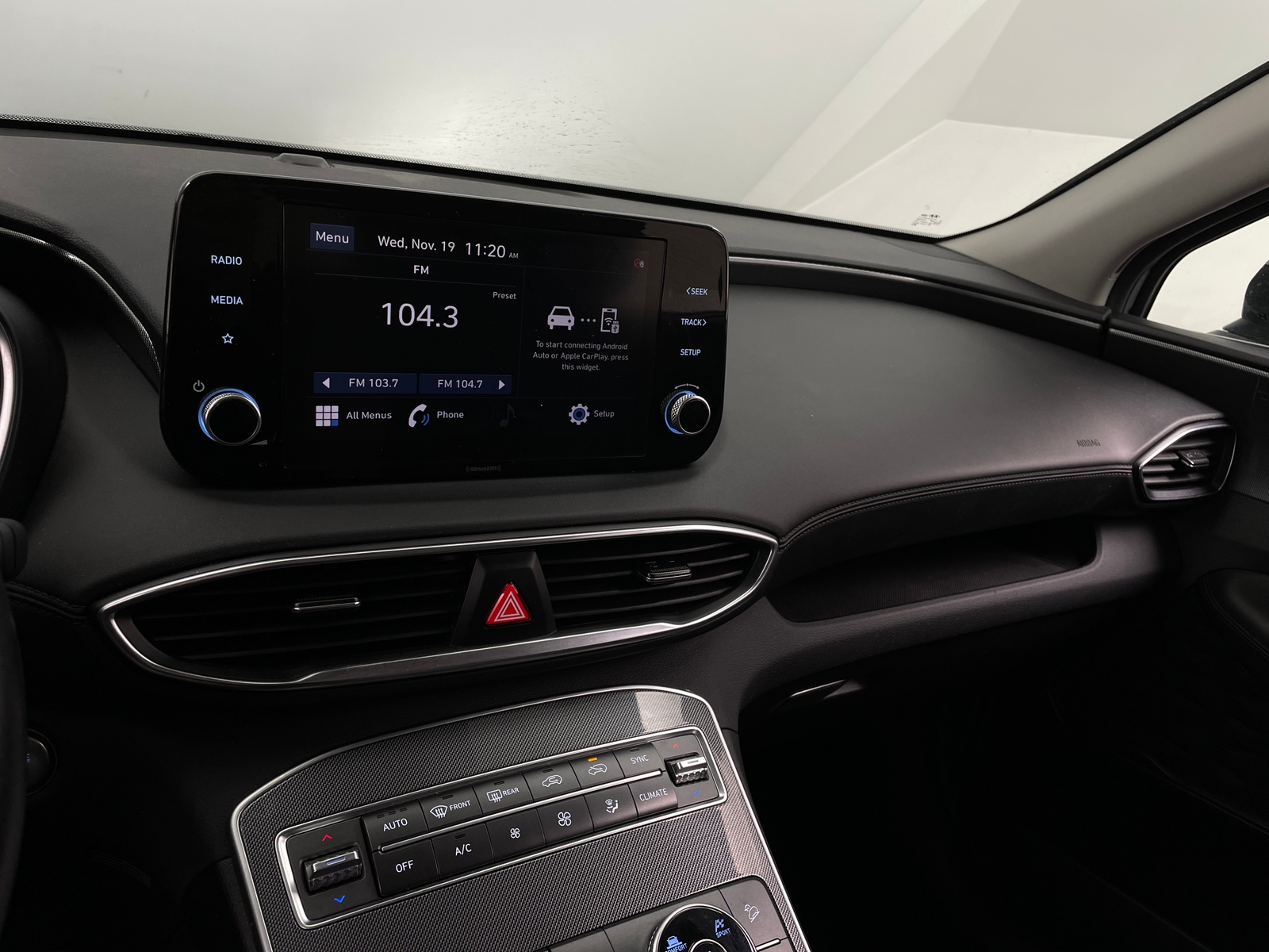 Thumbnail: 2022 Hyundai Santa Fe - 4