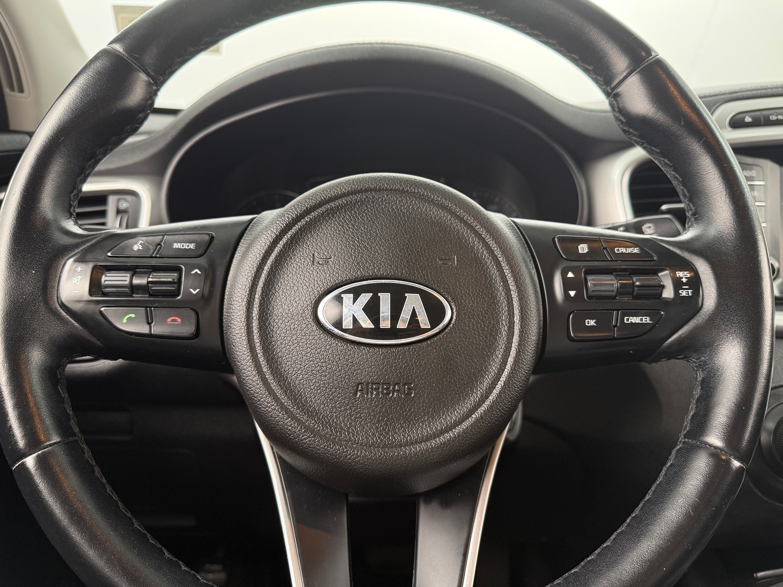 Thumbnail: 2018 Kia Sorento - 5