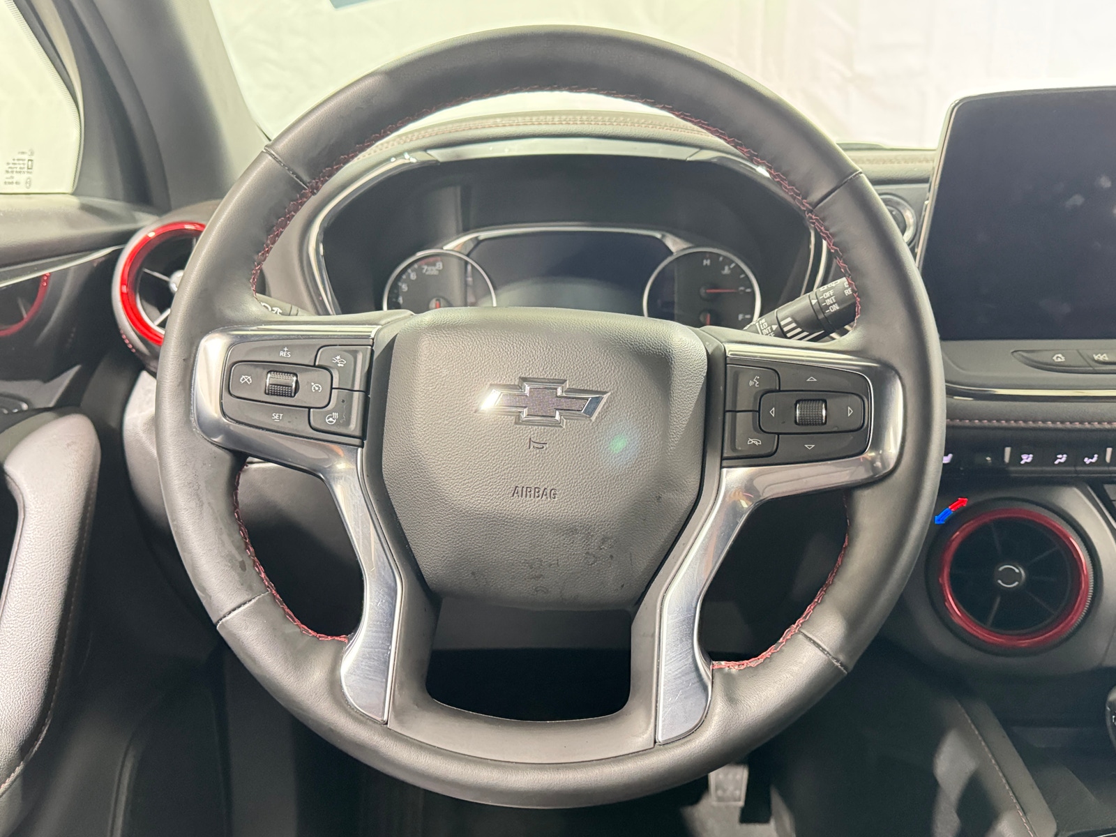 Thumbnail: 2025 Chevrolet Blazer - 5