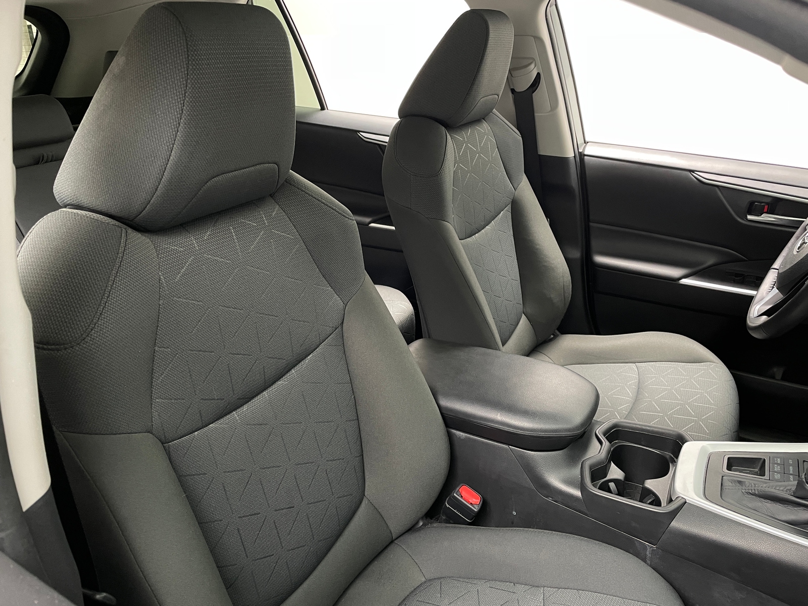 Thumbnail: 2021 Toyota RAV4 - 2