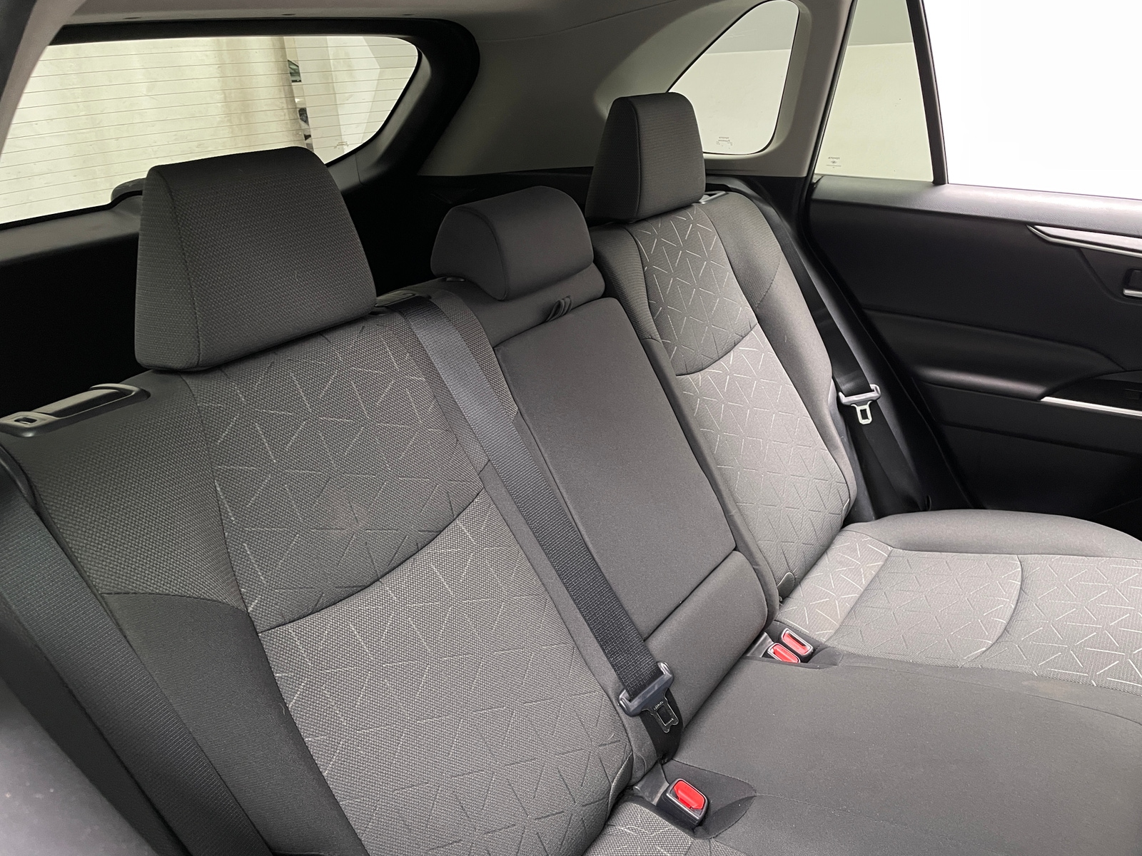 Thumbnail: 2021 Toyota RAV4 - 6