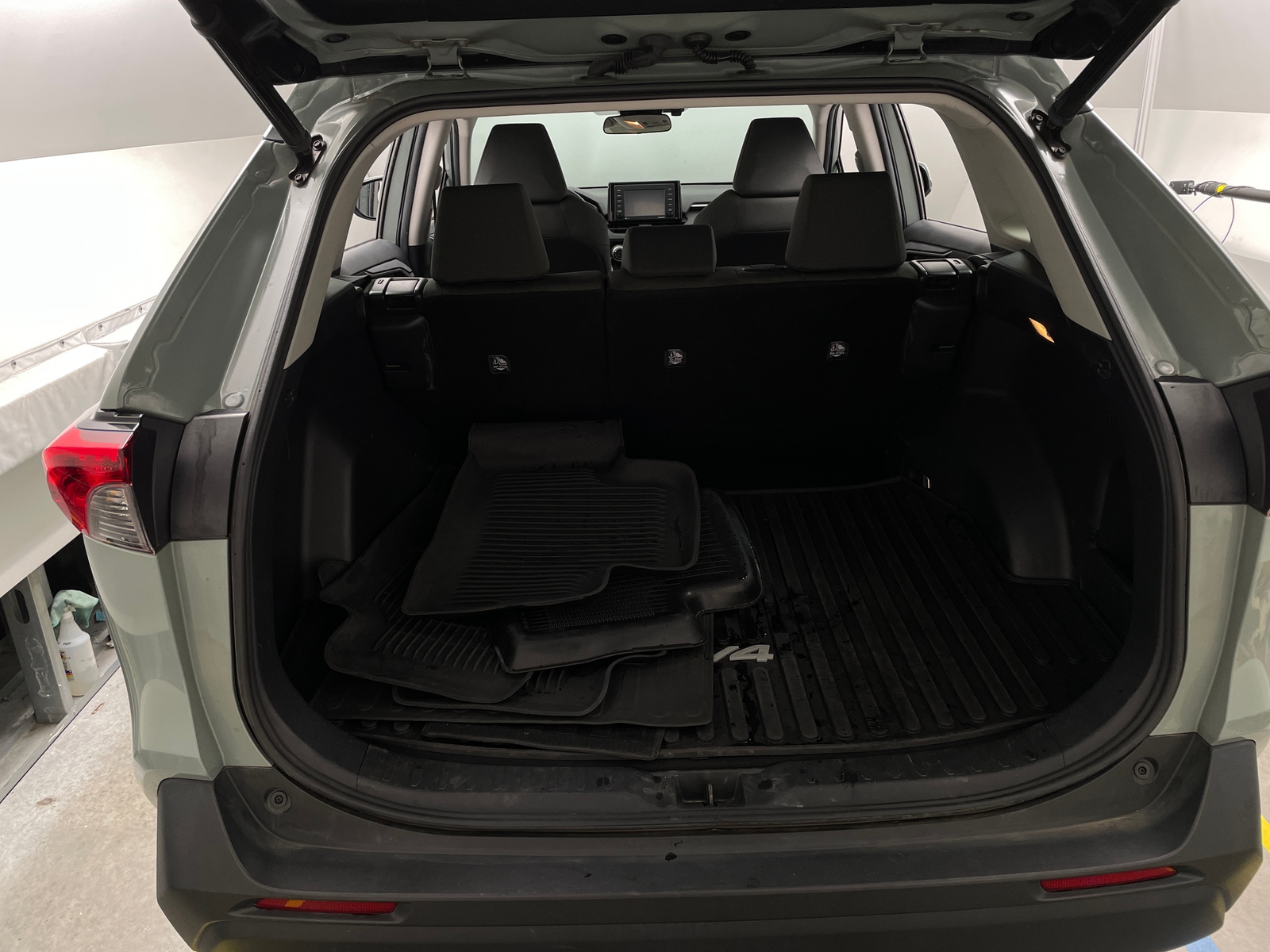 Thumbnail: 2021 Toyota RAV4 - 7