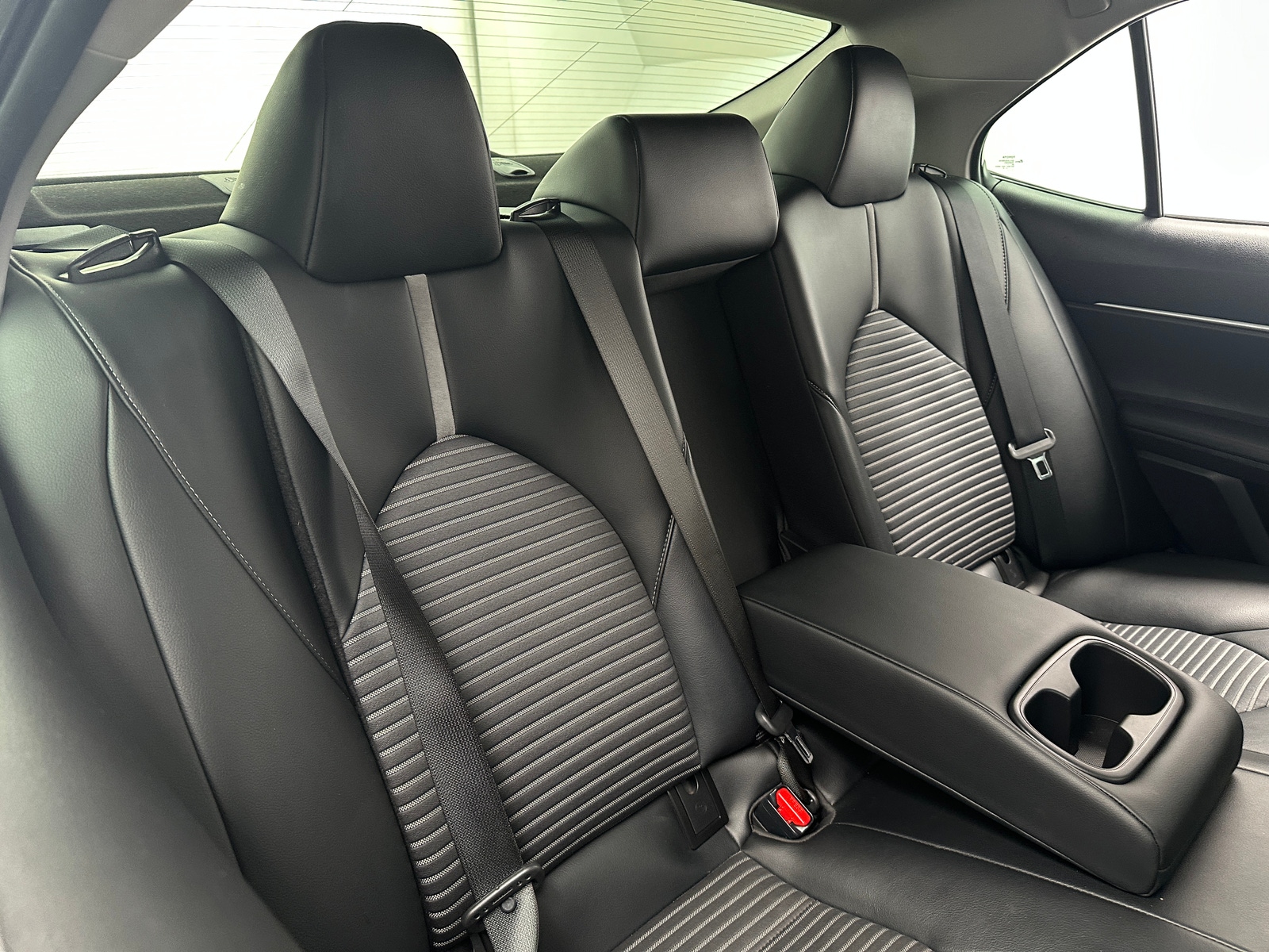 Thumbnail: 2022 Toyota Camry - 5