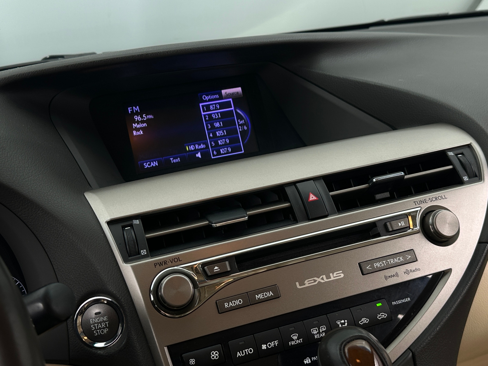 Thumbnail: 2015 Lexus RX - 4